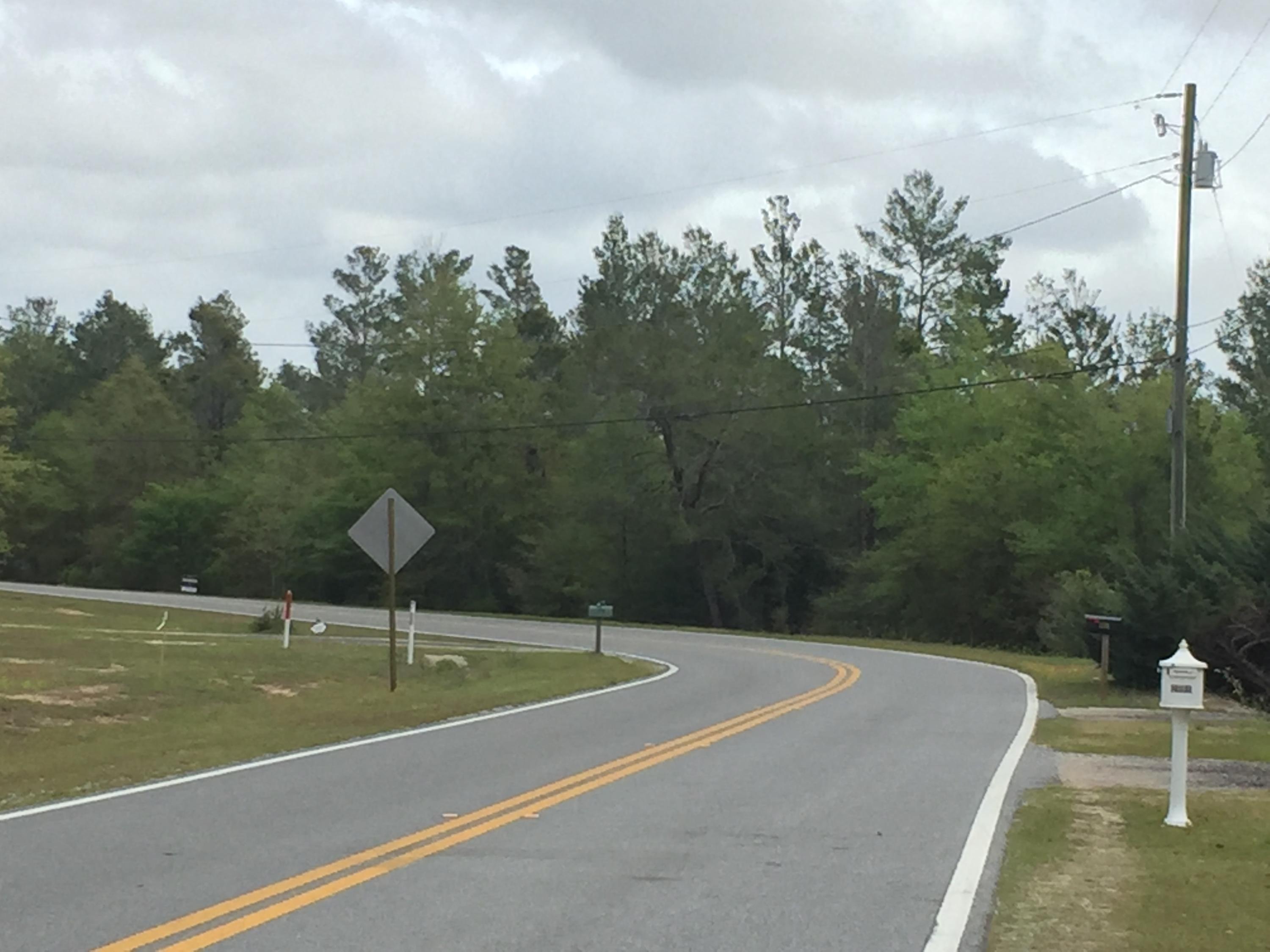 LOT 7 & 8 PINE LAKE ESTATES PHASE 1 2.7 AC ORB 531 P 440 LESS THAT PART LYING IN RIGHT OF WAY IN ORB - Land