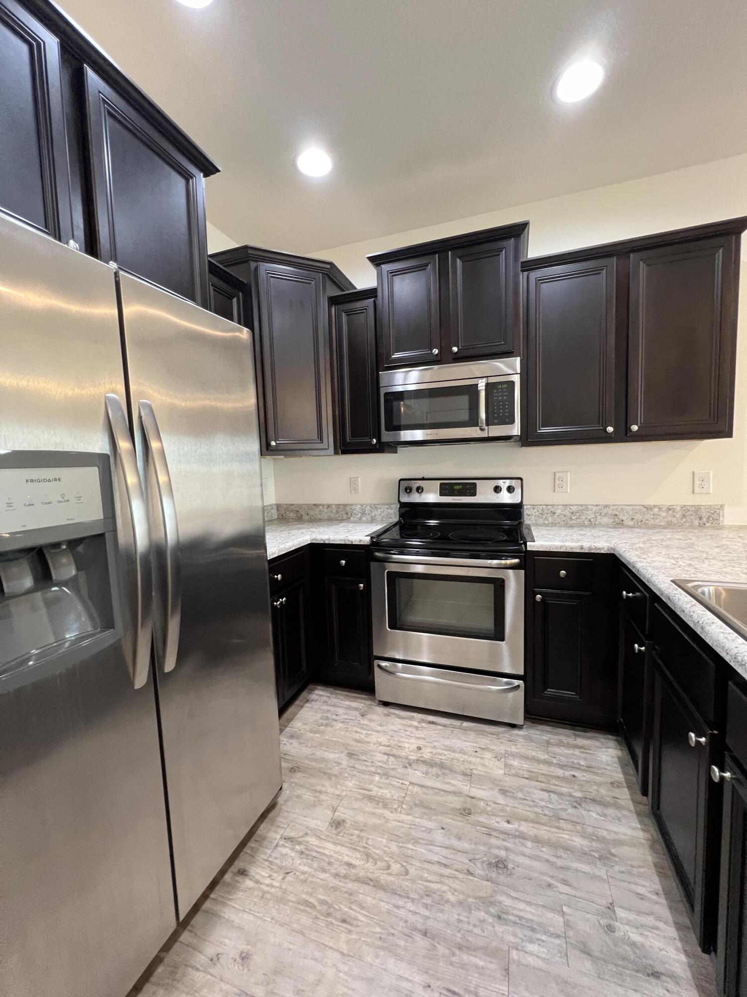 Iron Horse T/H - Residential Lease