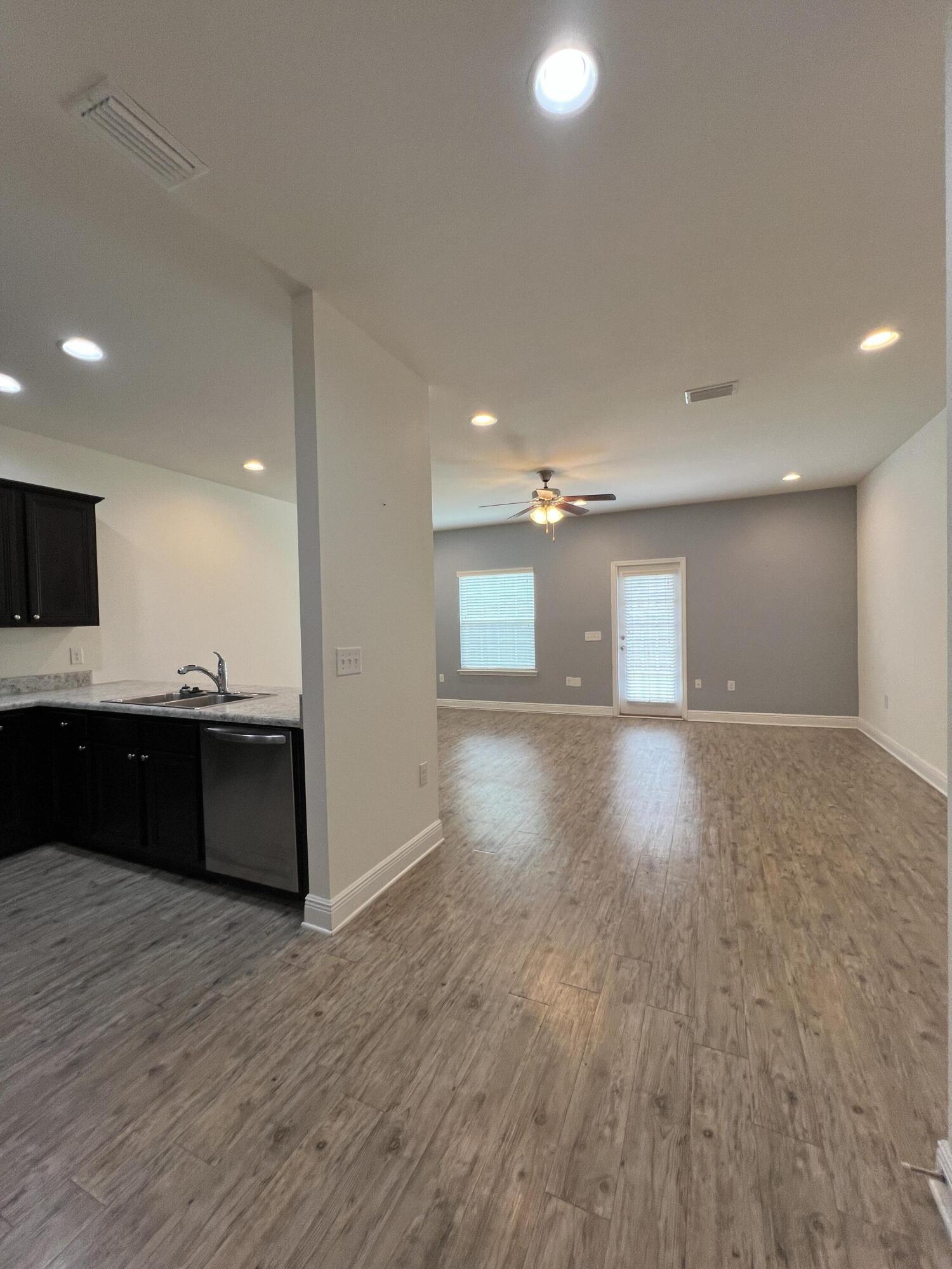 Iron Horse T/H - Residential Lease
