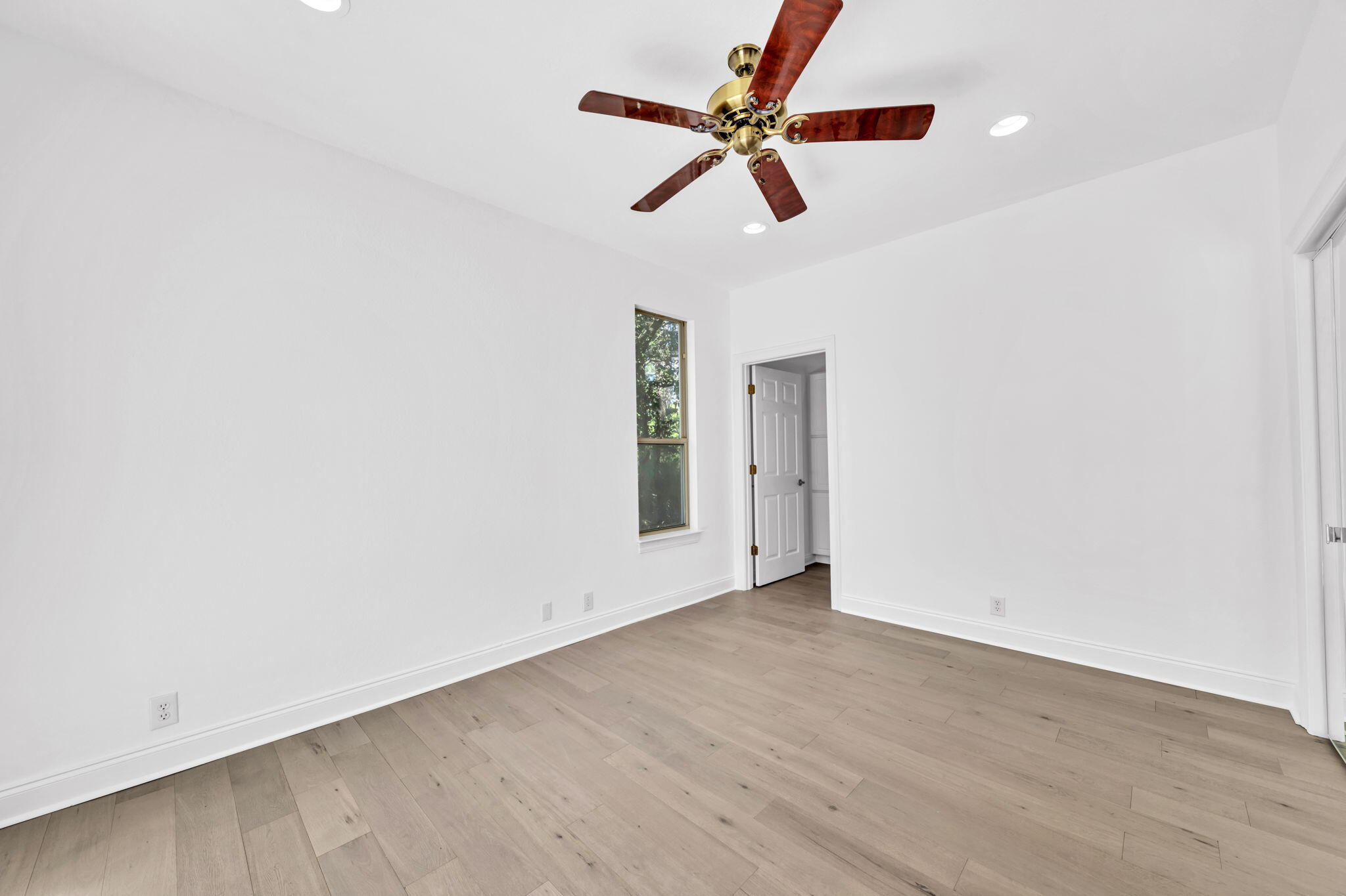 EMERALD LAKES PH 2 - Residential