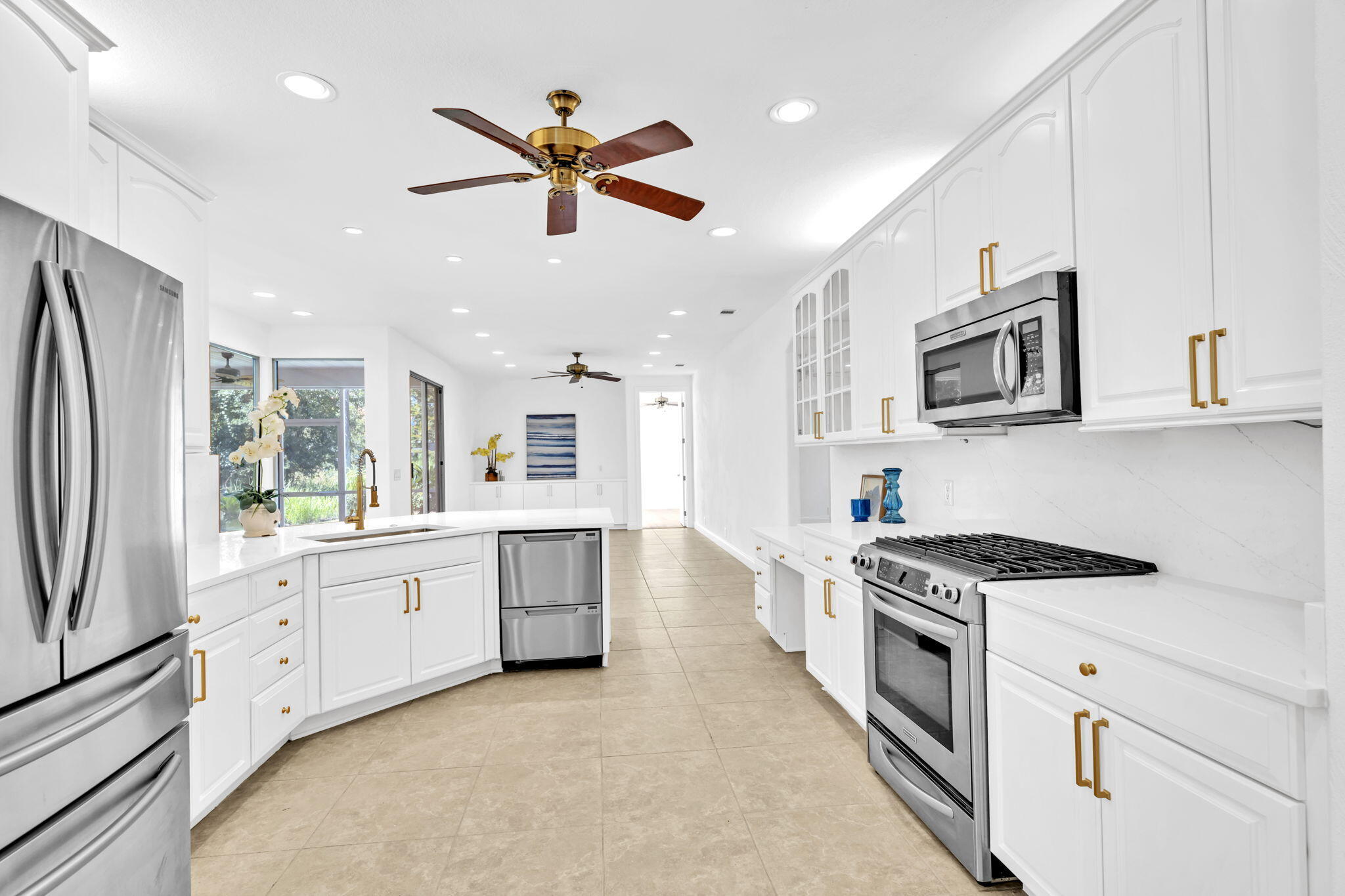 EMERALD LAKES PH 2 - Residential