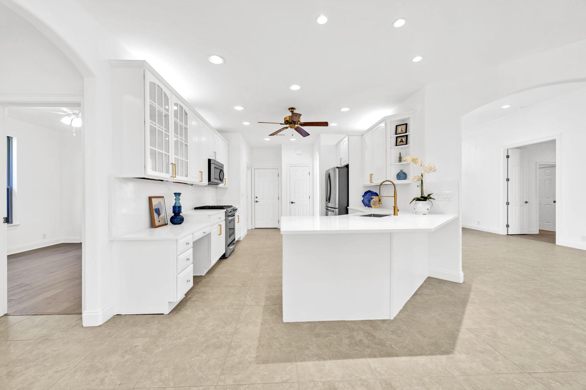 EMERALD LAKES PH 2 - Residential