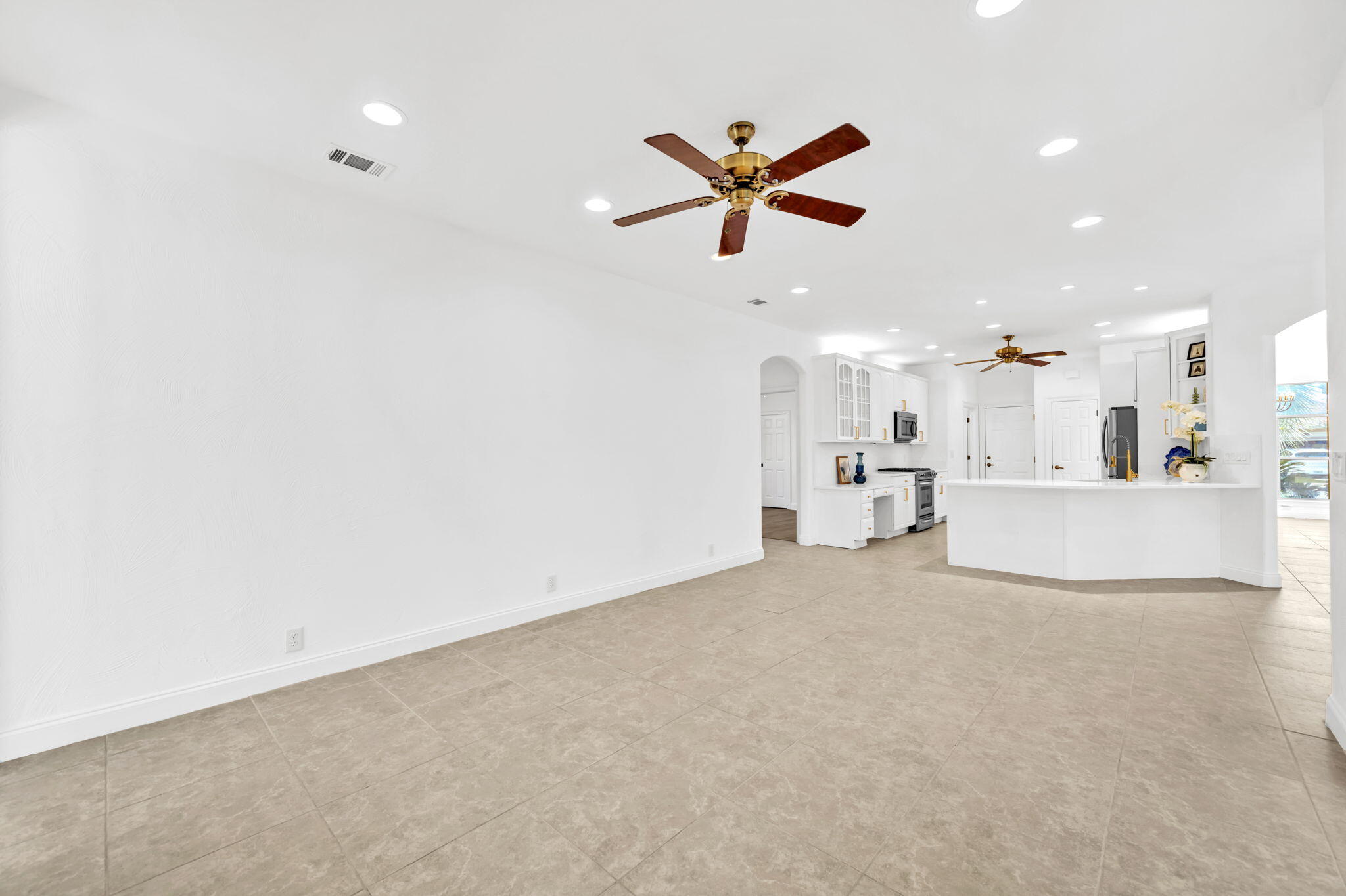 EMERALD LAKES PH 2 - Residential