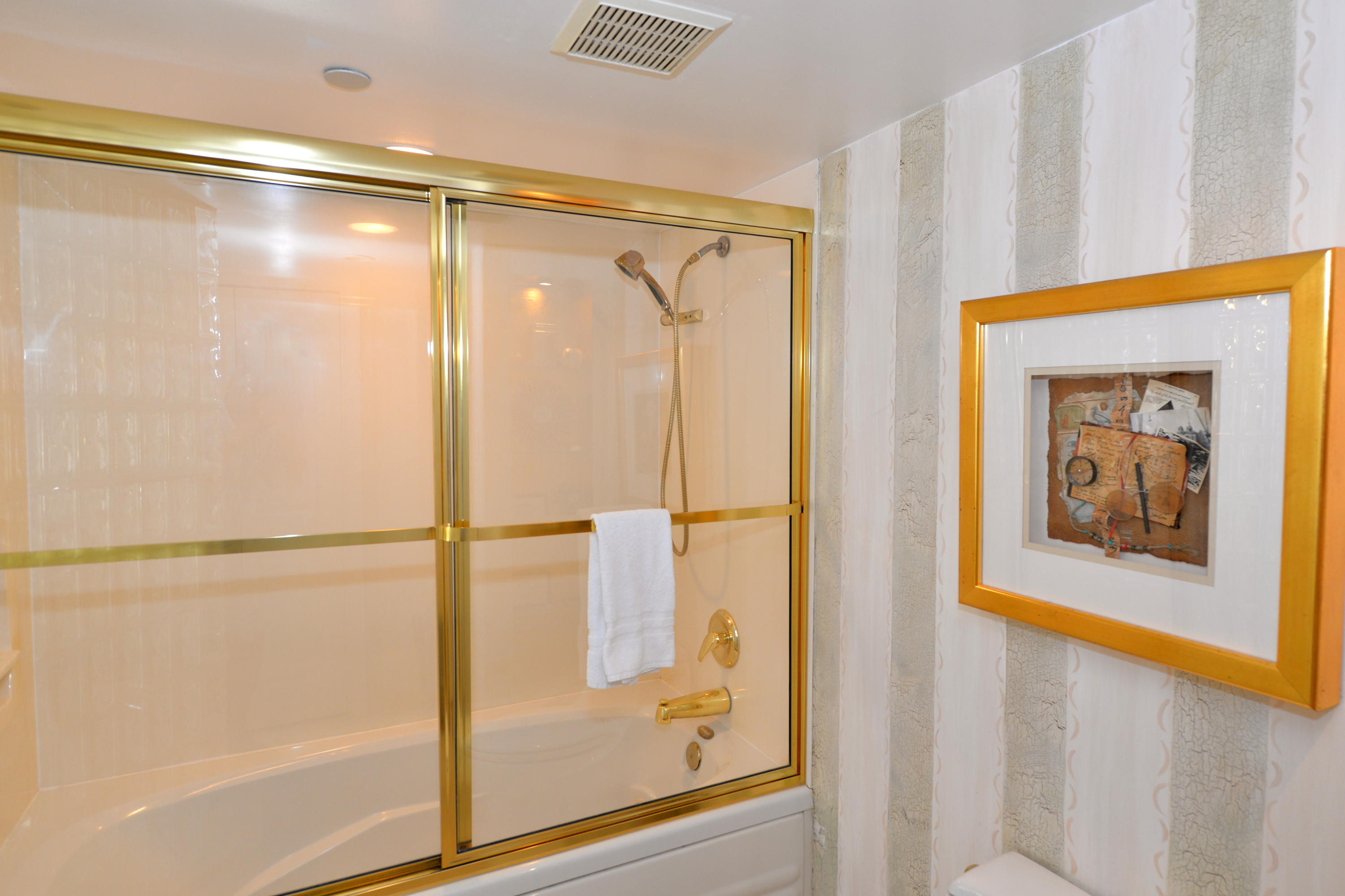 BEACHSIDE 1 CONDO - Residential