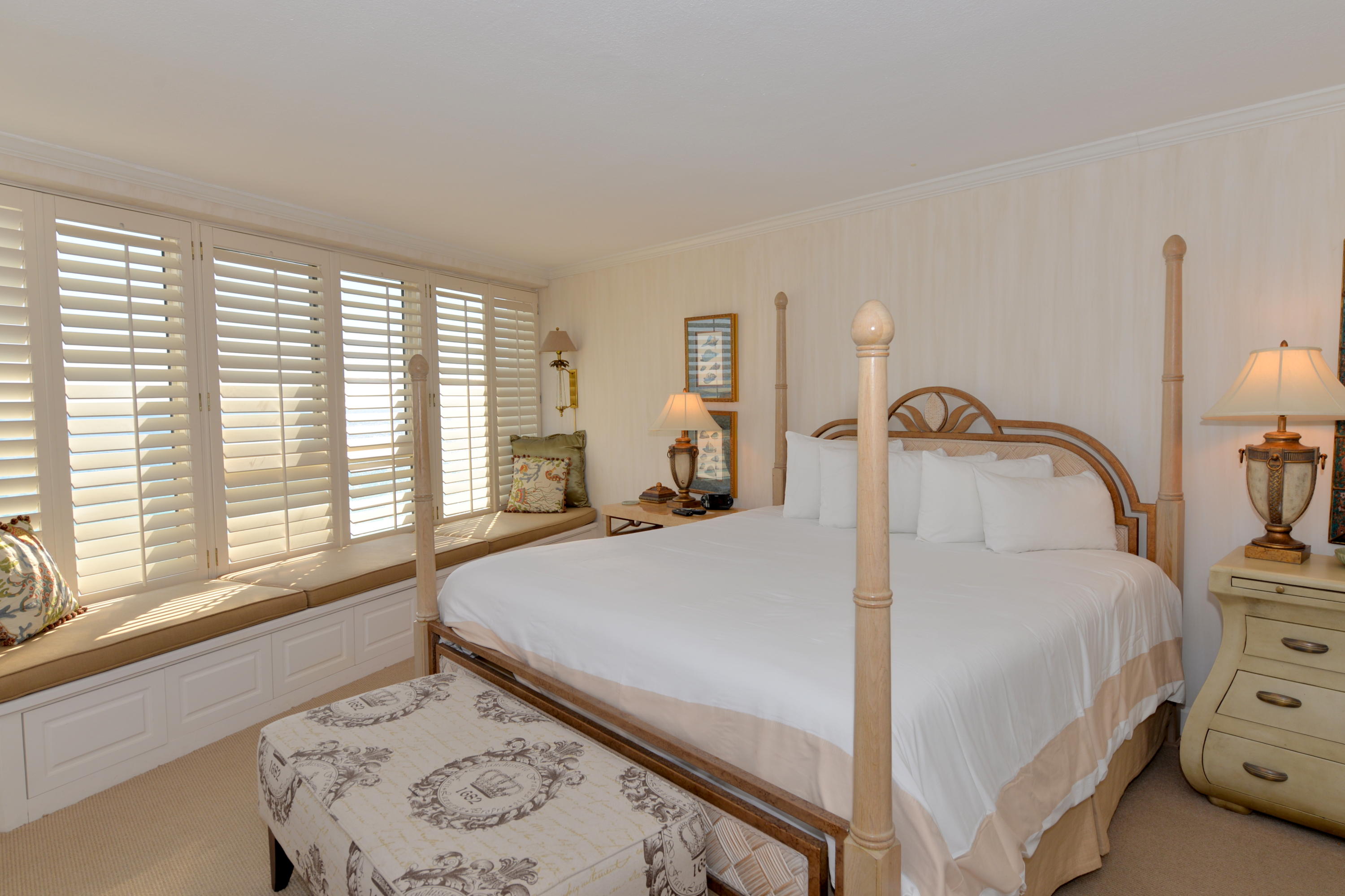 BEACHSIDE 1 CONDO - Residential