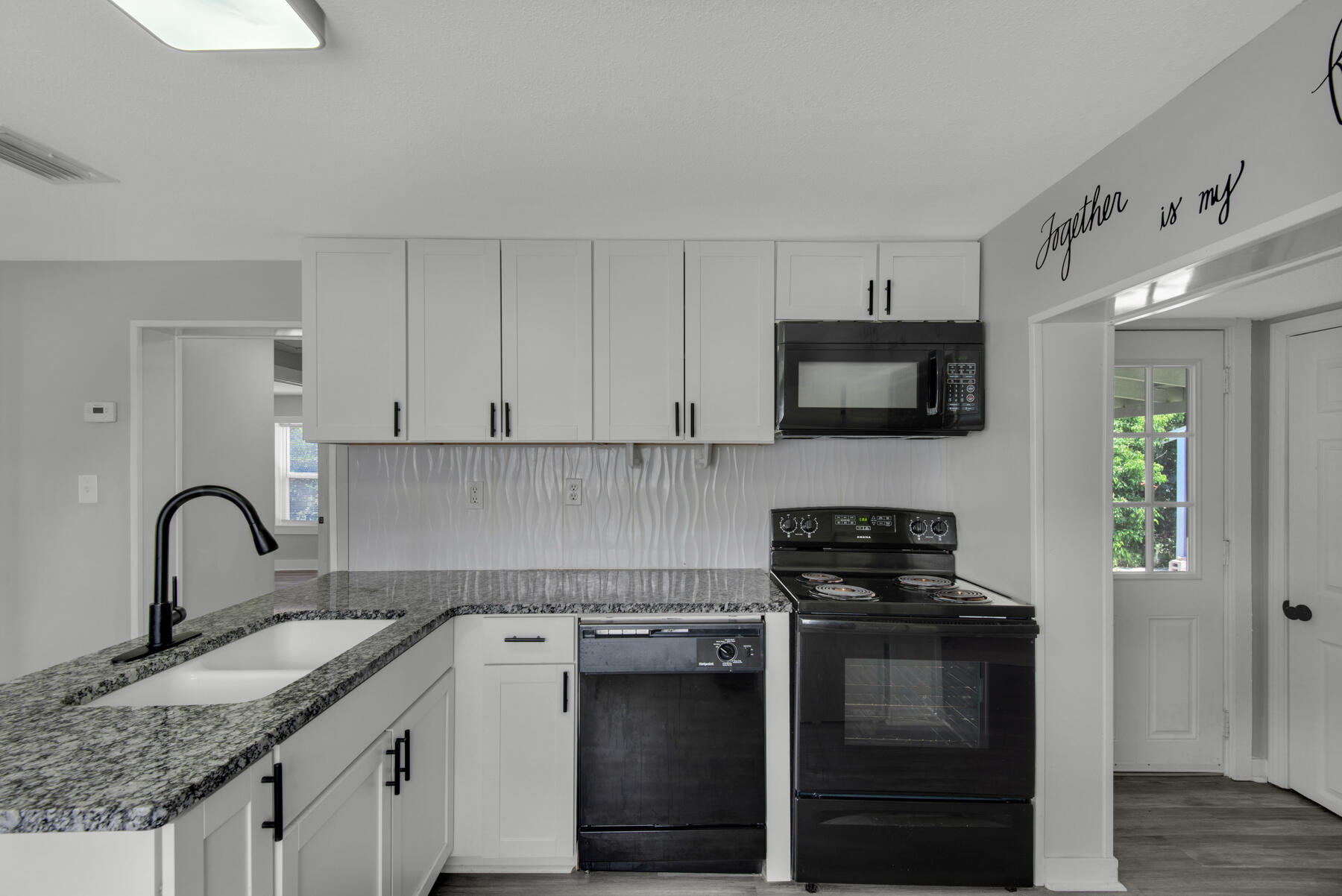 PINE CREST ADDN TO CALLAWAY - Residential