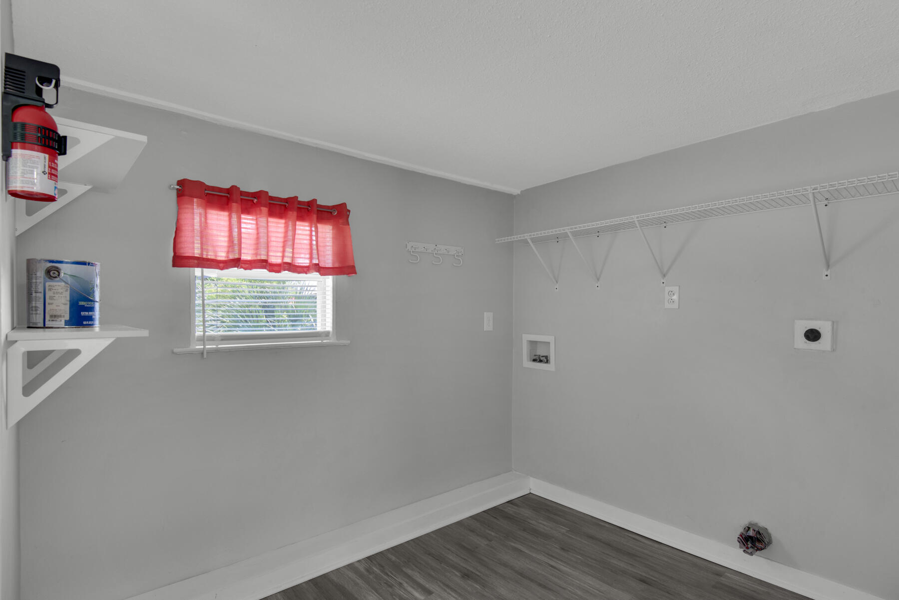 PINE CREST ADDN TO CALLAWAY - Residential