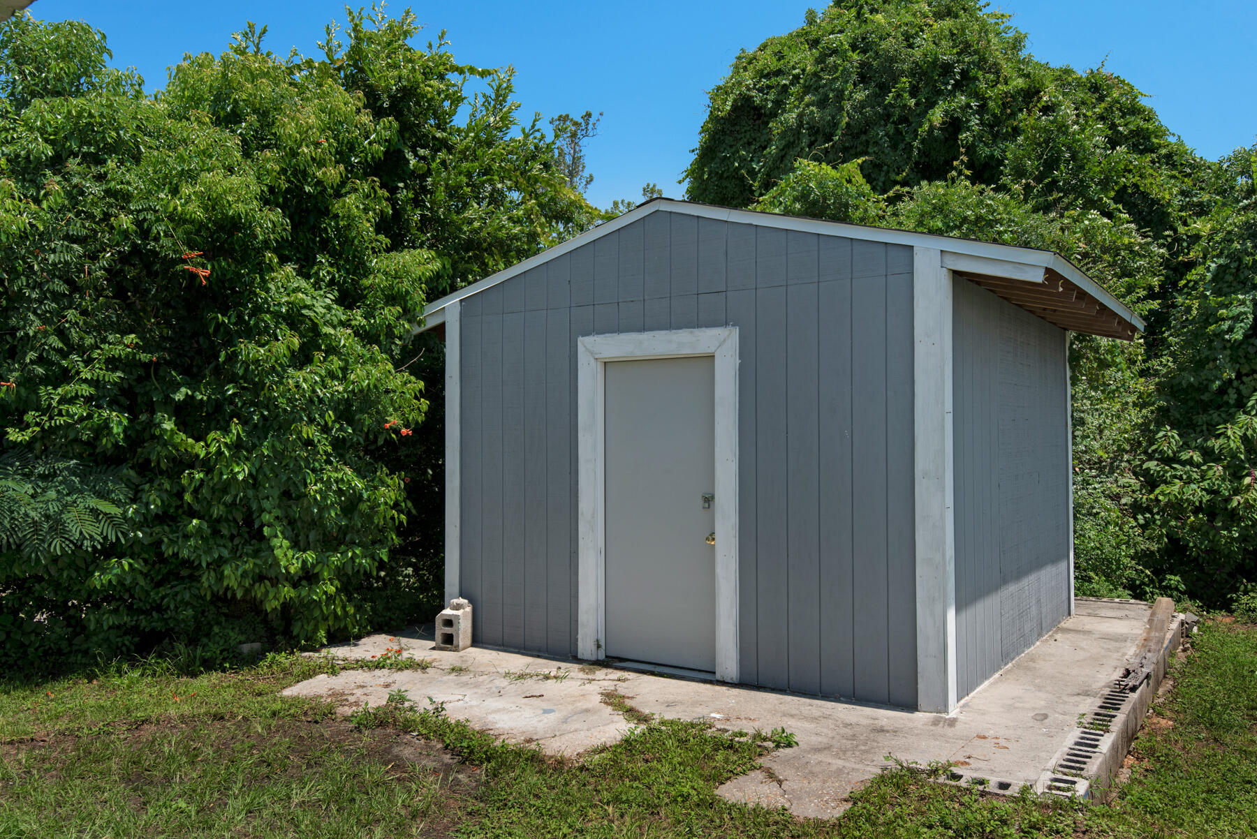 PINE CREST ADDN TO CALLAWAY - Residential