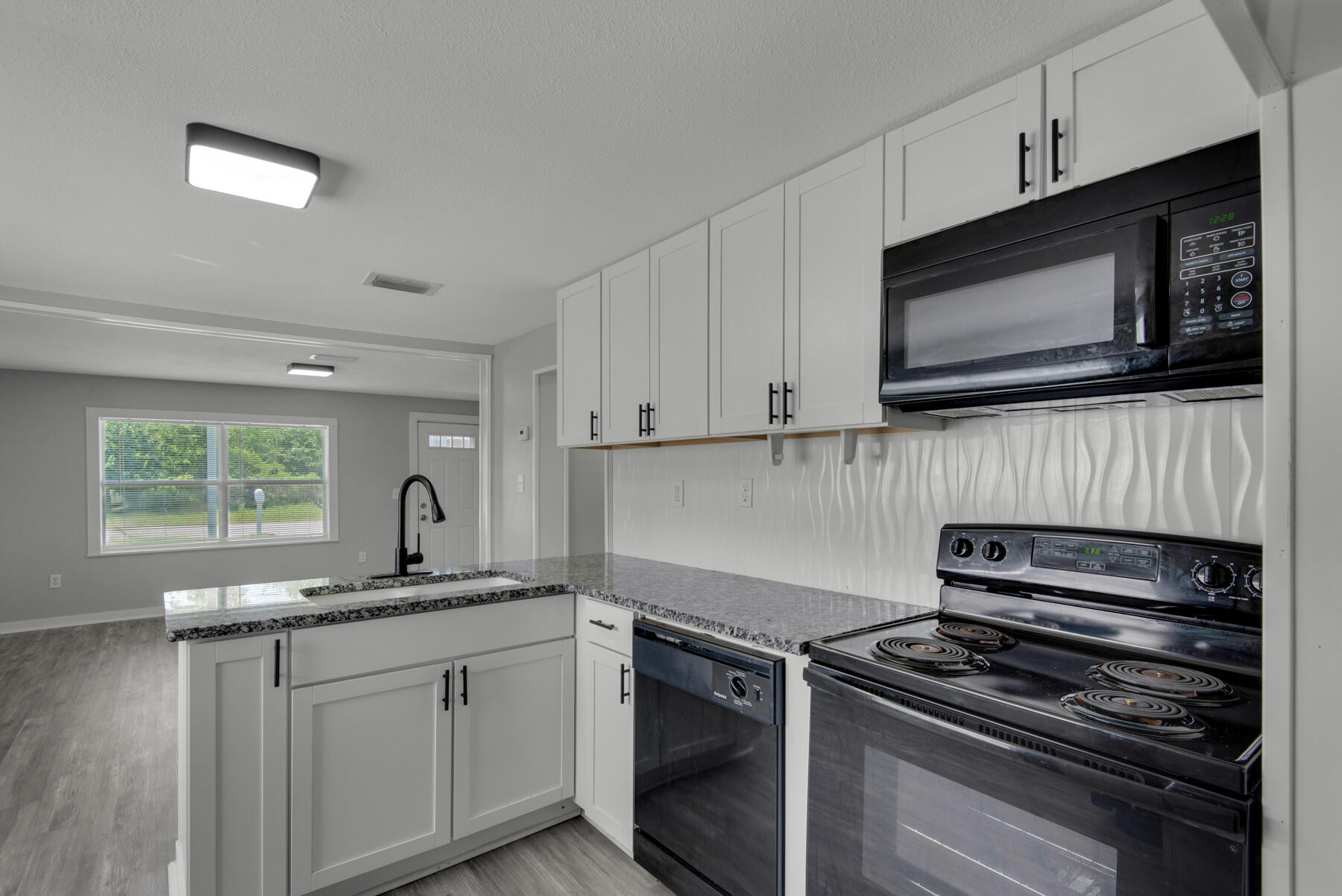 PINE CREST ADDN TO CALLAWAY - Residential