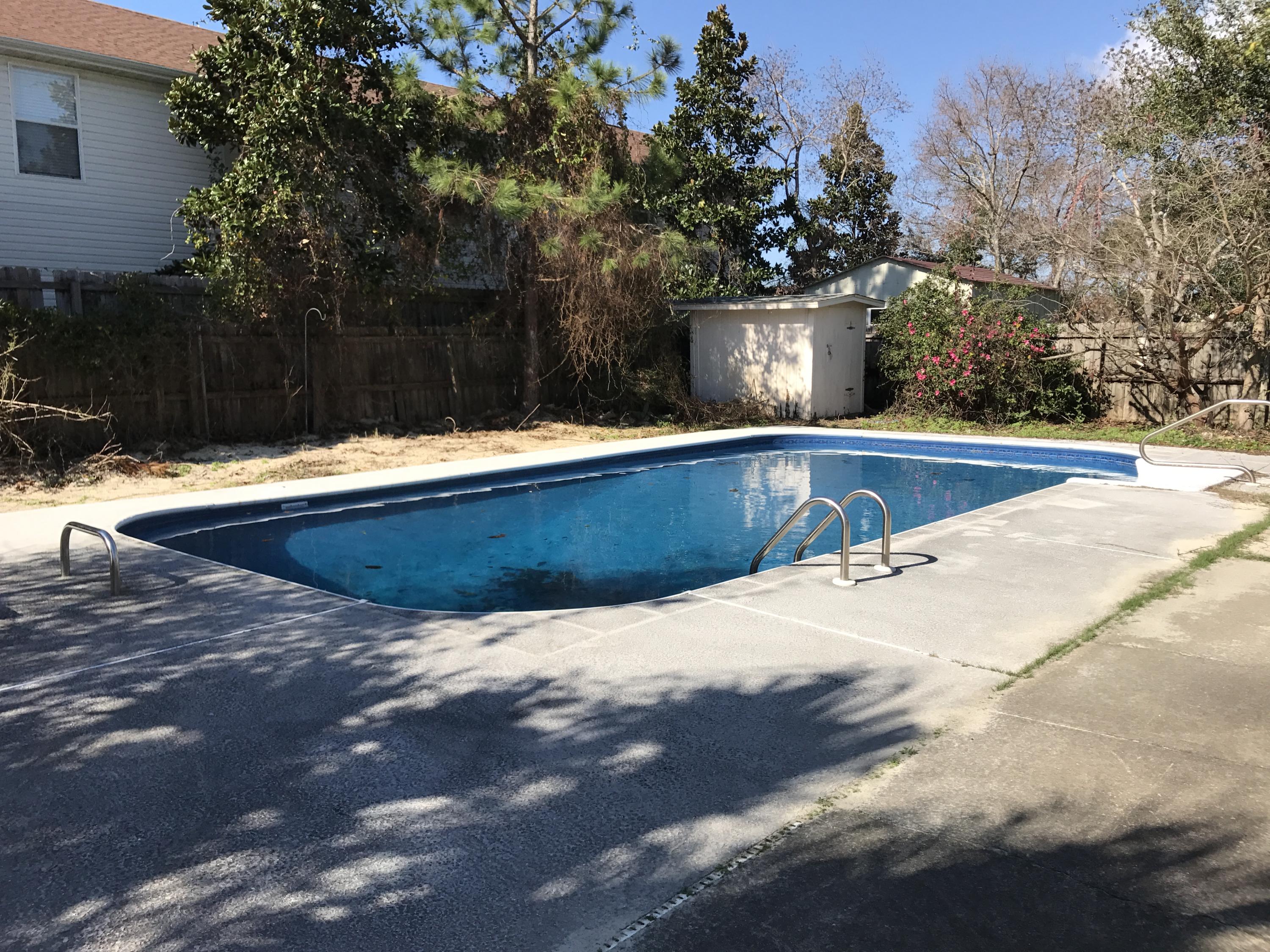 QUIET WOOD - Residential