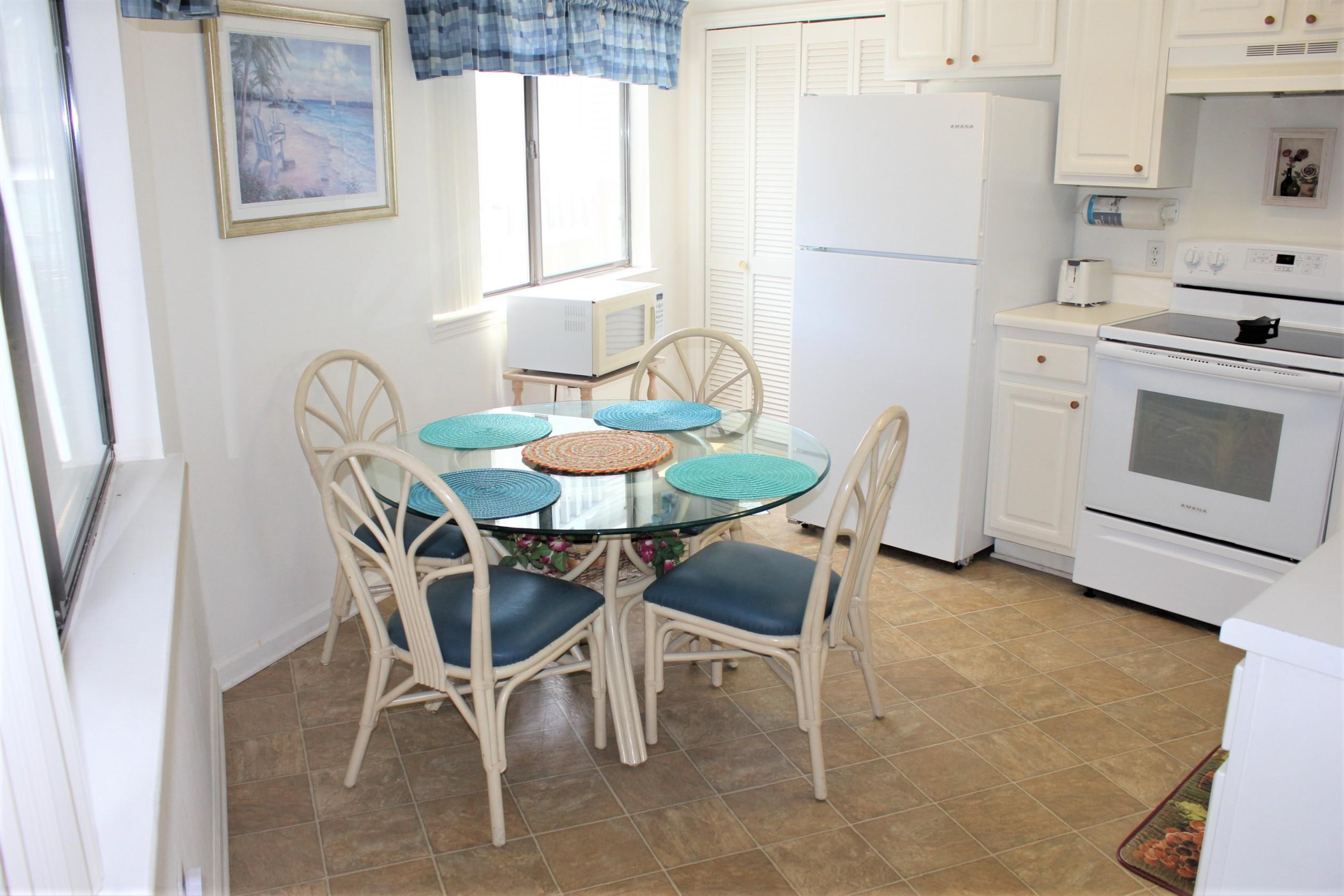 CRYSTAL VILLAGE 2 CONDO PH 2 - Residential