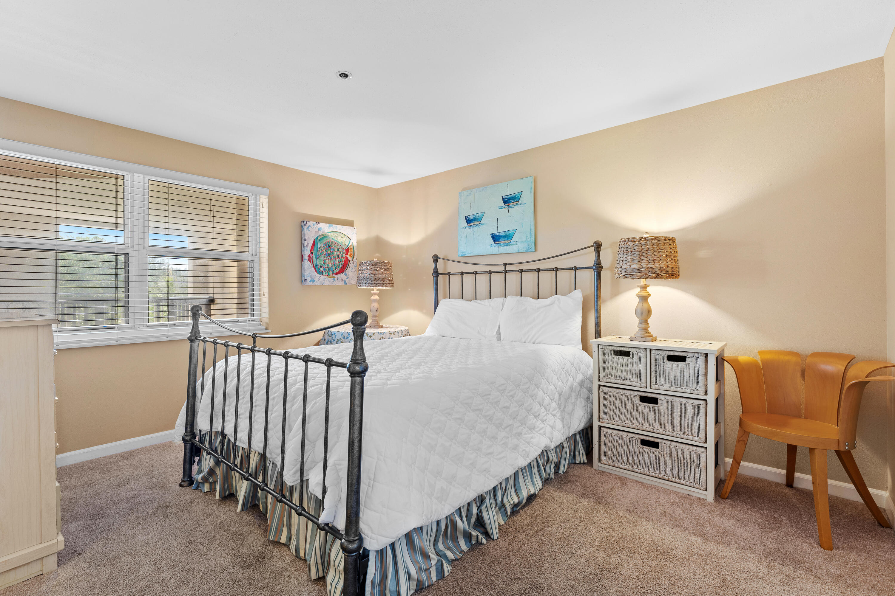 PLAYERS CLUB ON THE BAY THE - Residential