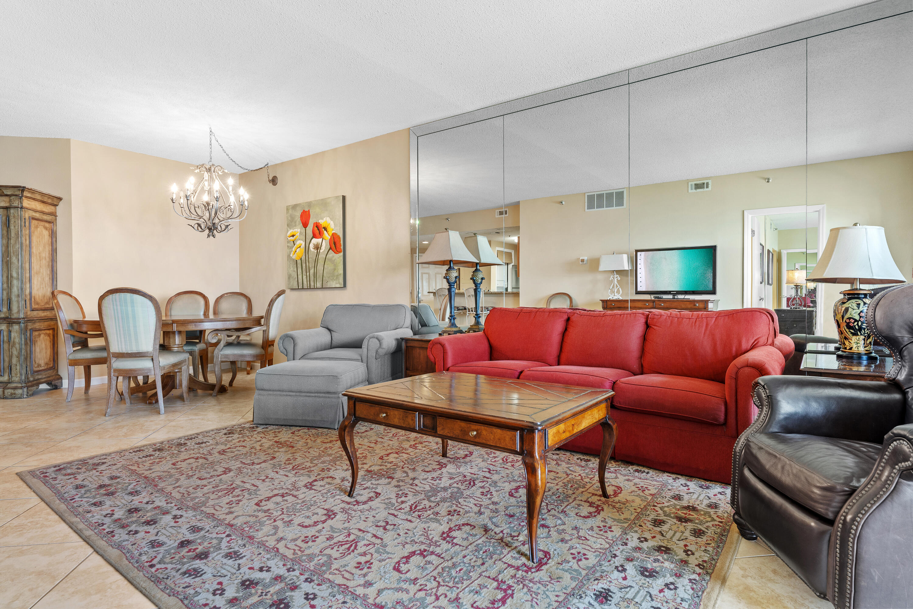 PLAYERS CLUB ON THE BAY THE - Residential