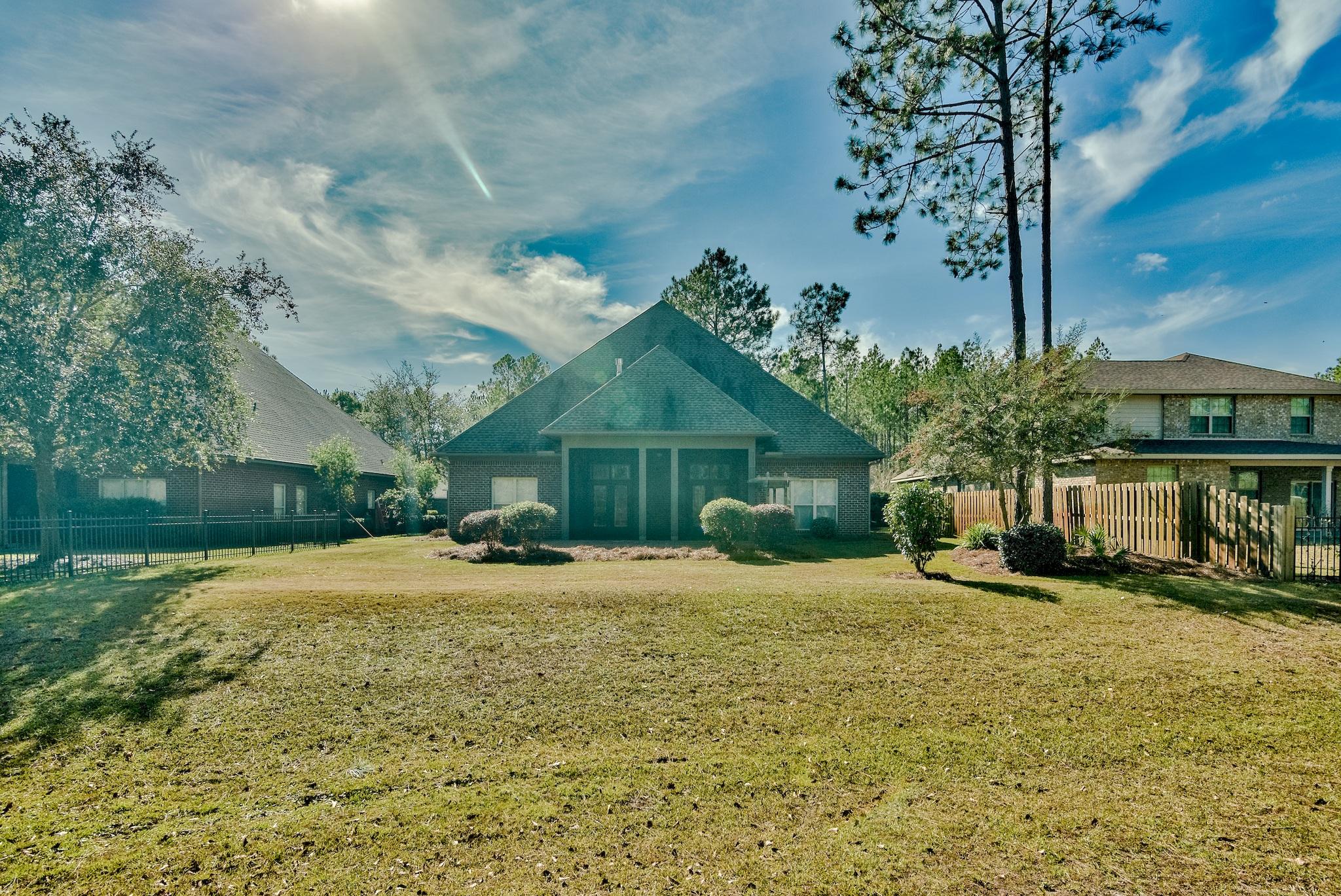 HAMMOCK BAY - Residential
