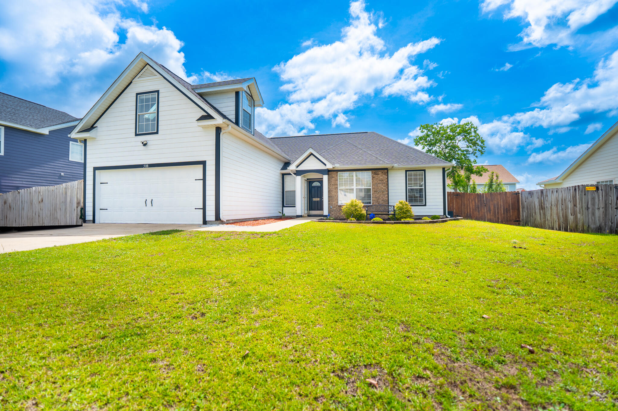 SANDY RIDGE ESTATES - Residential