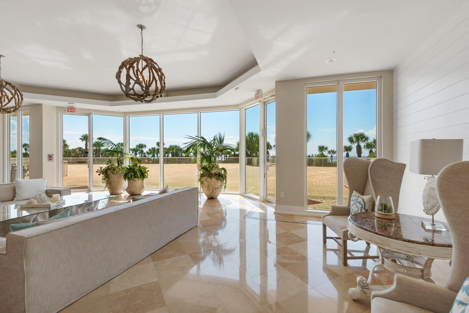 ST. MAARTEN AT SILVER SHELLS - Residential