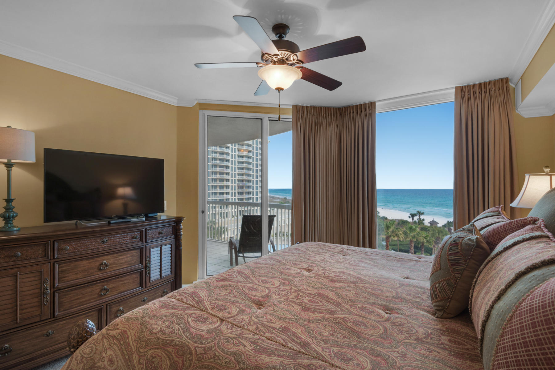 ST. MAARTEN AT SILVER SHELLS - Residential