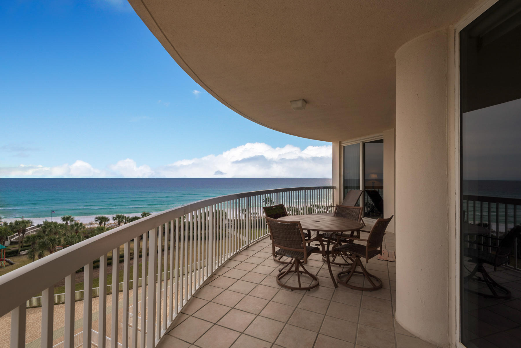 ST. MAARTEN AT SILVER SHELLS - Residential