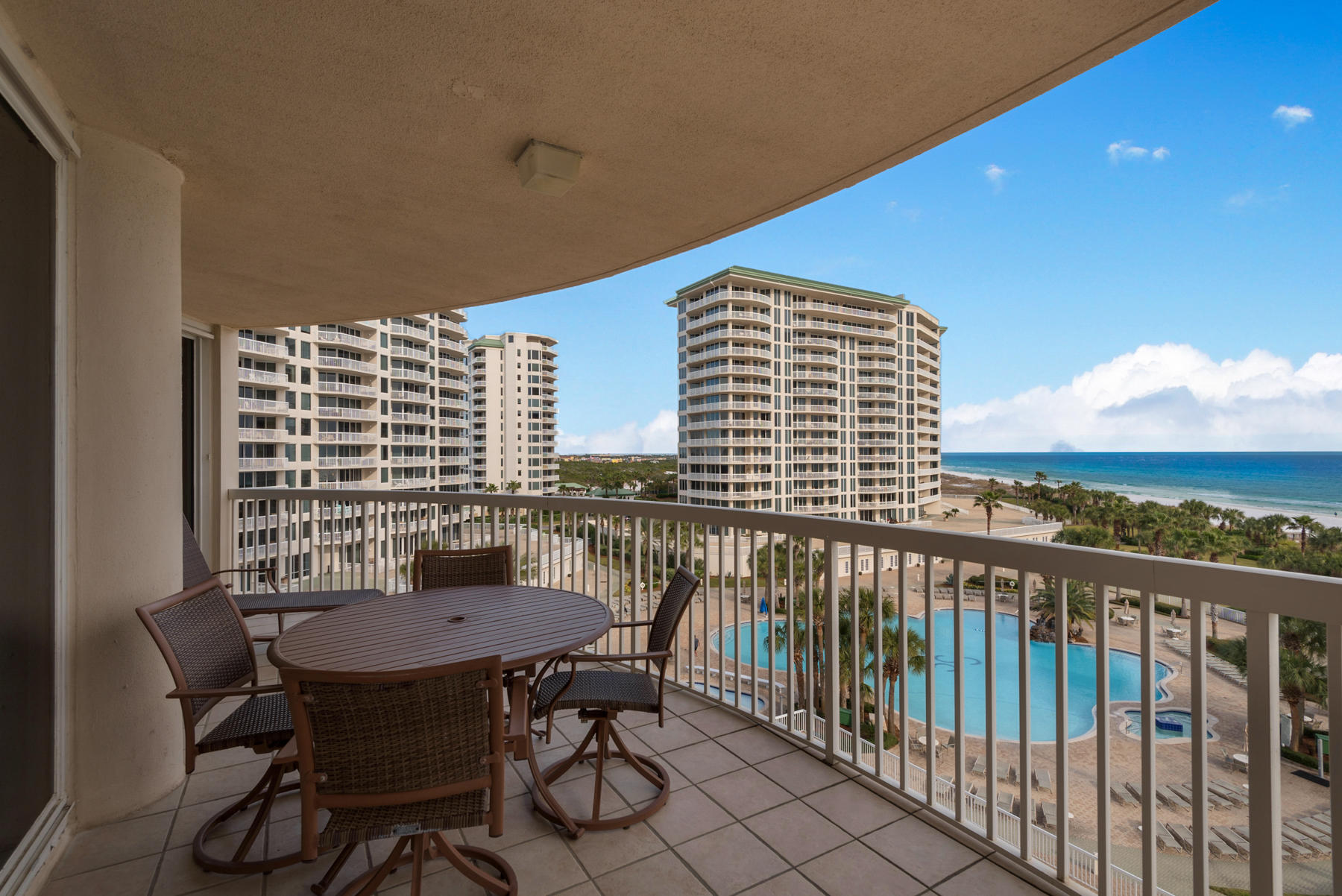 ST. MAARTEN AT SILVER SHELLS - Residential