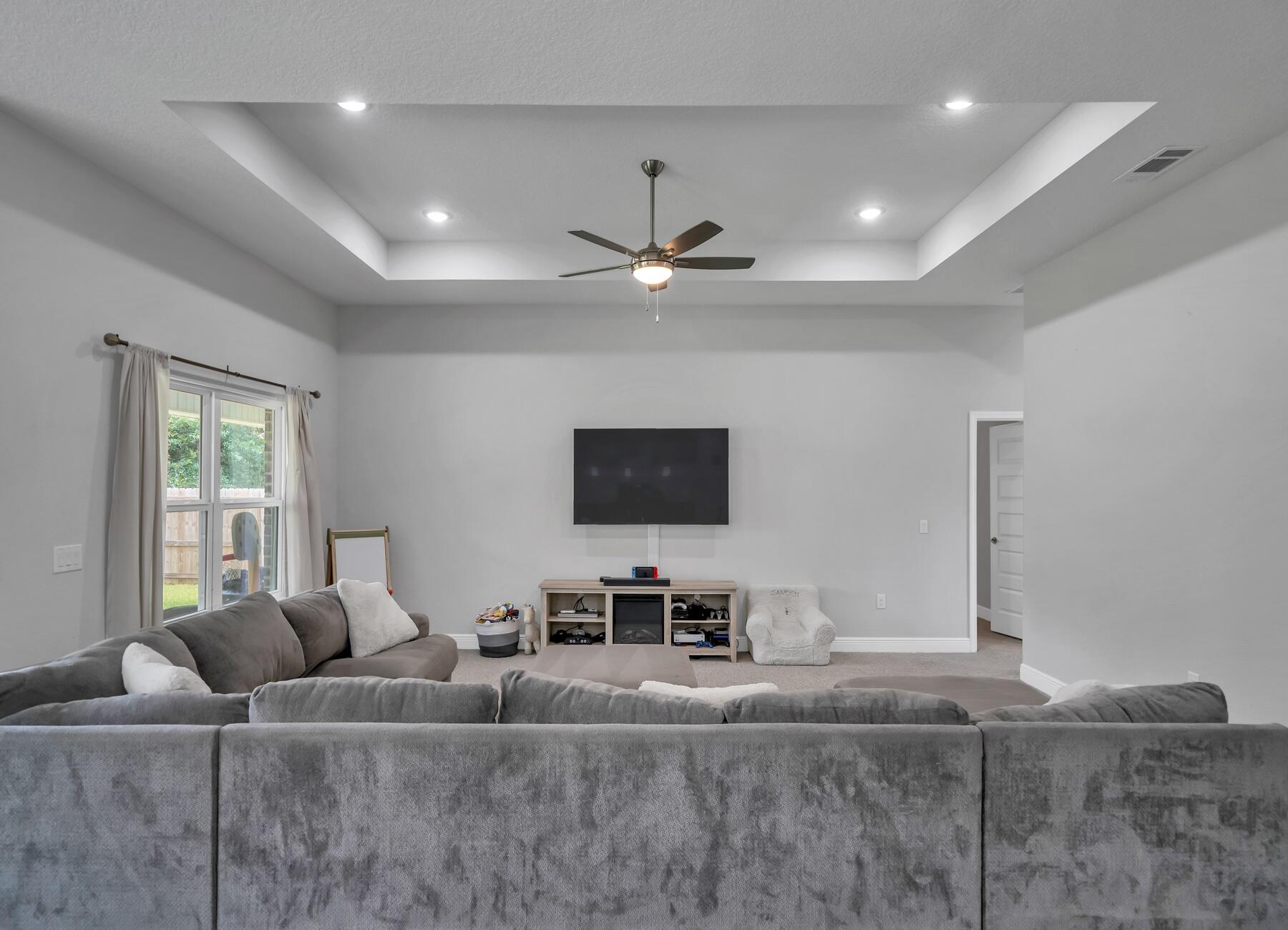 NO RECORDED SUBDIVISION - Residential Lease