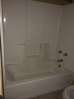 UNIVERSAL OAKS UNIT 6 - Residential Lease