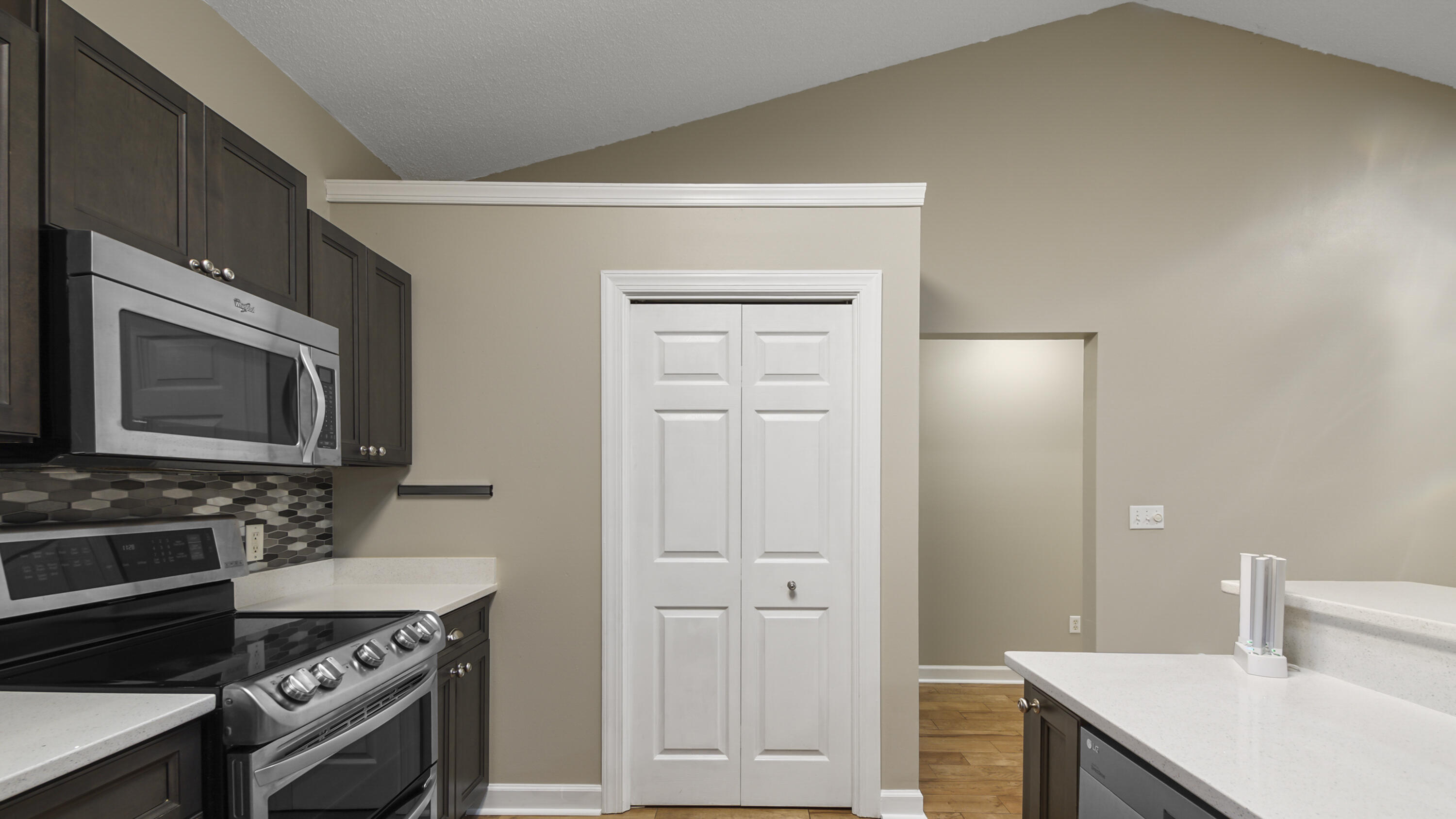 INDIAN LAKE PH 1 - Residential Lease