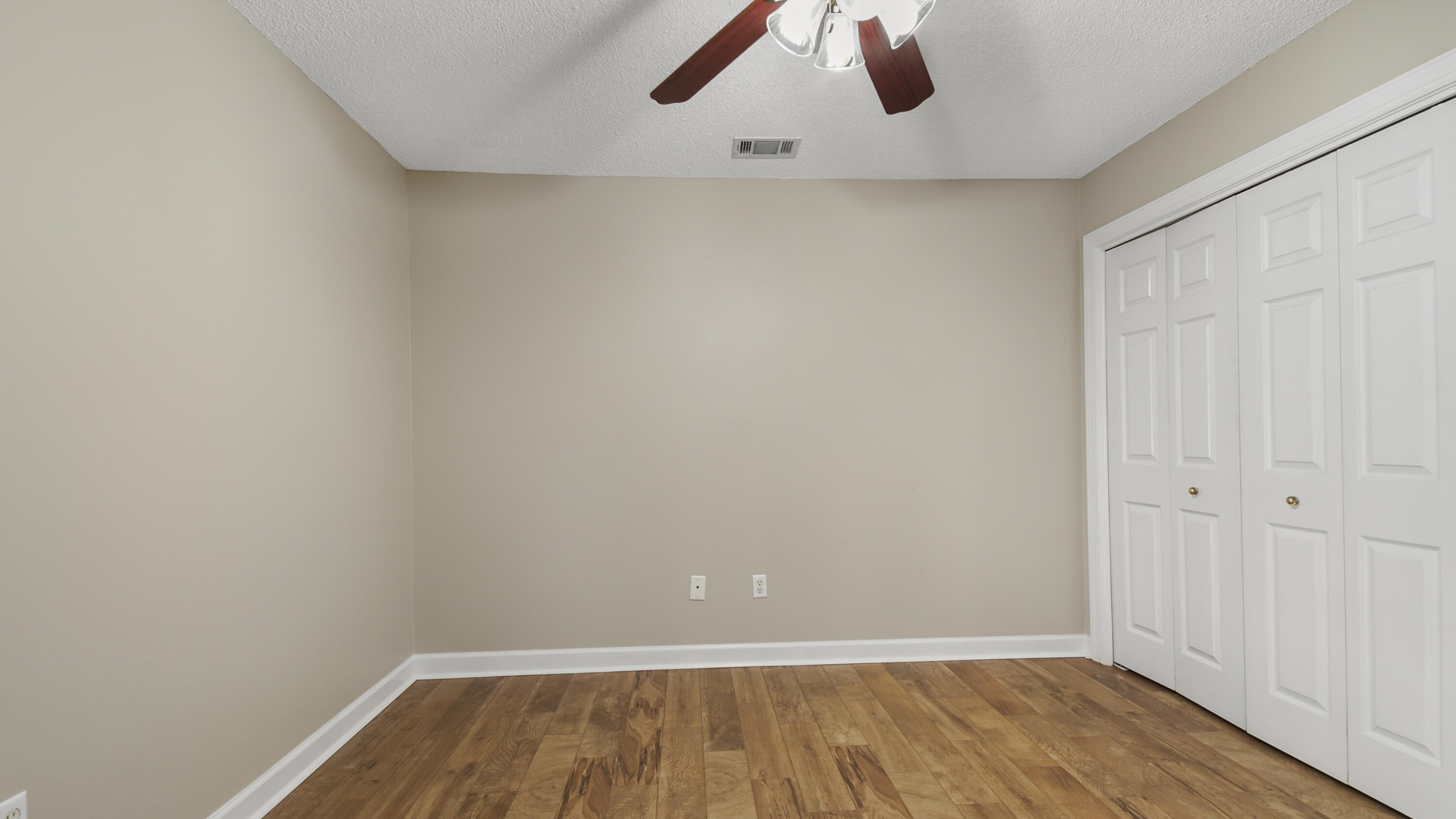 INDIAN LAKE PH 1 - Residential Lease