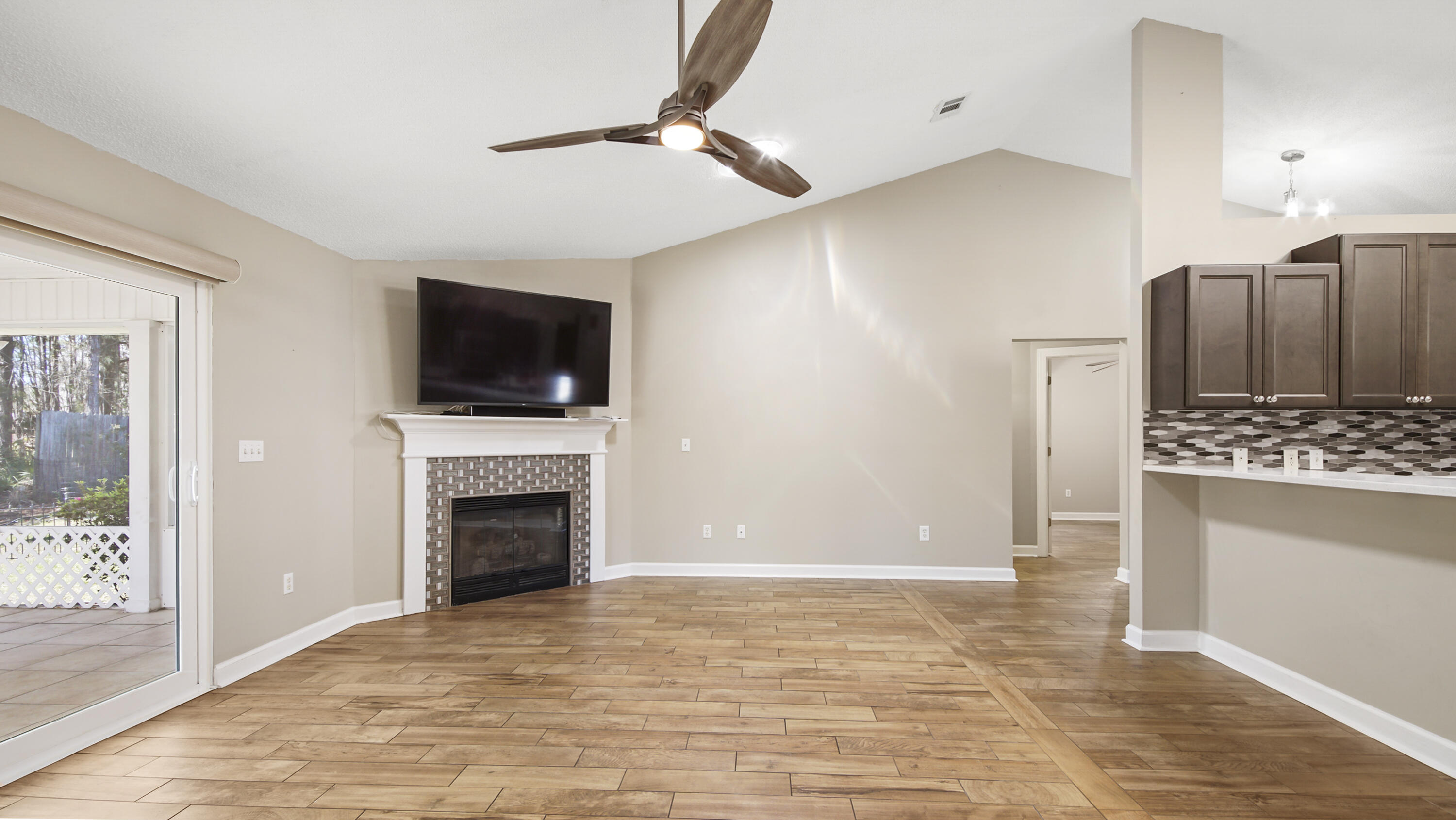 INDIAN LAKE PH 1 - Residential Lease