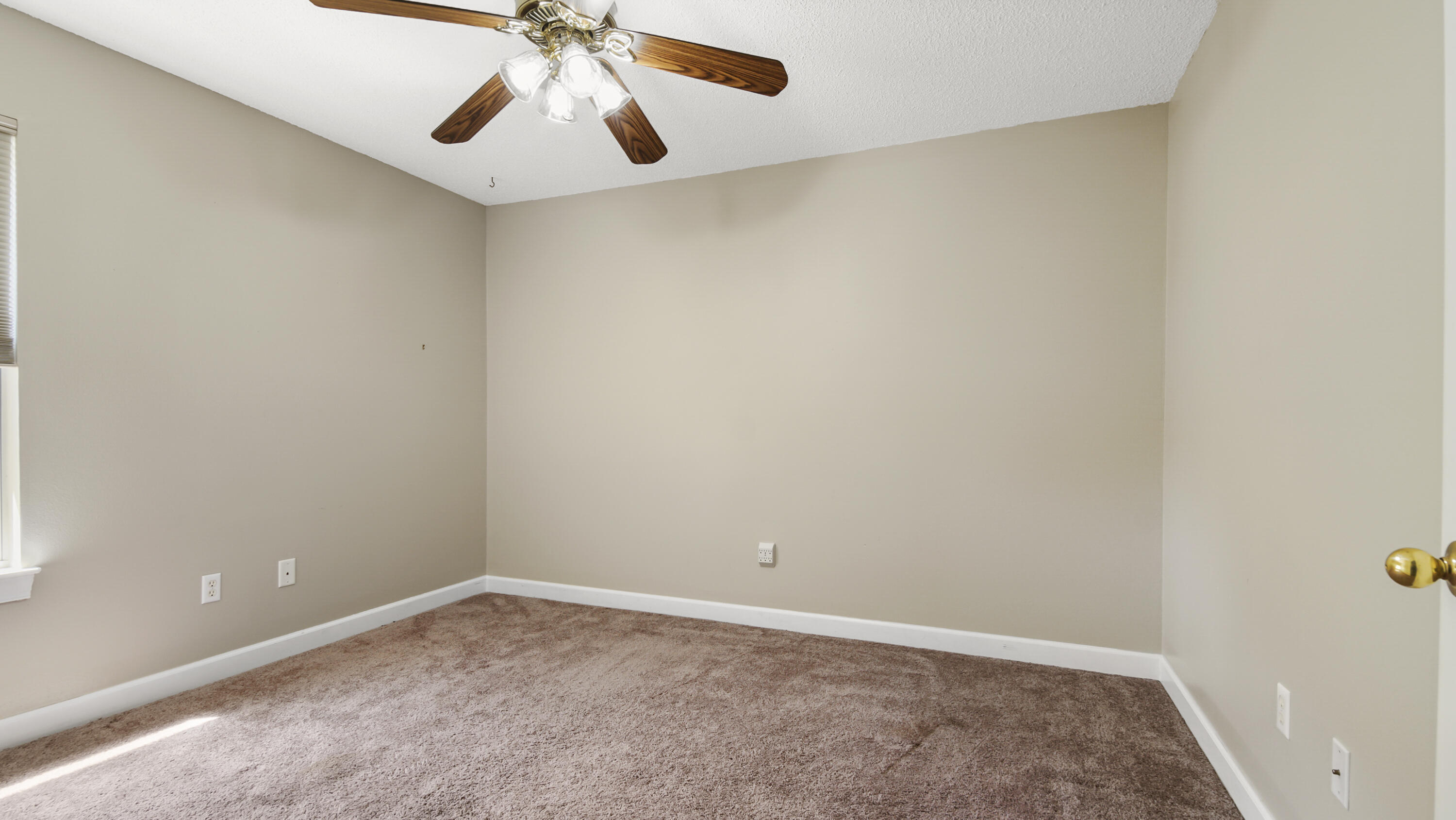 INDIAN LAKE PH 1 - Residential Lease