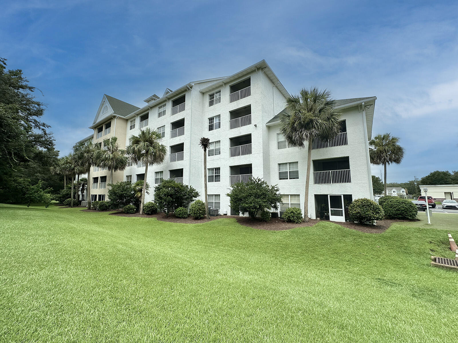 THE FLORIDA CLUB - Residential