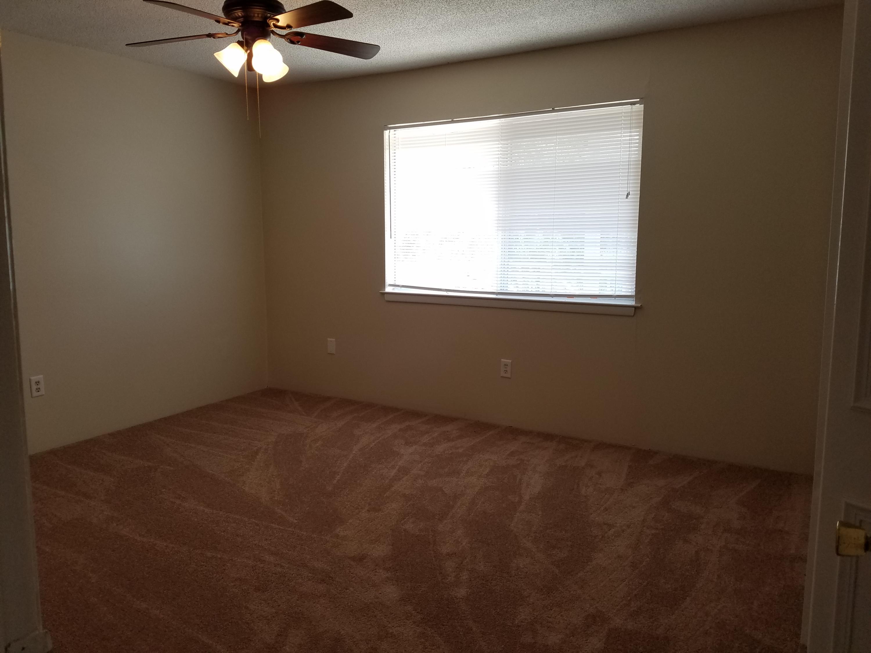 COLLEGE PARK CONDO - Residential