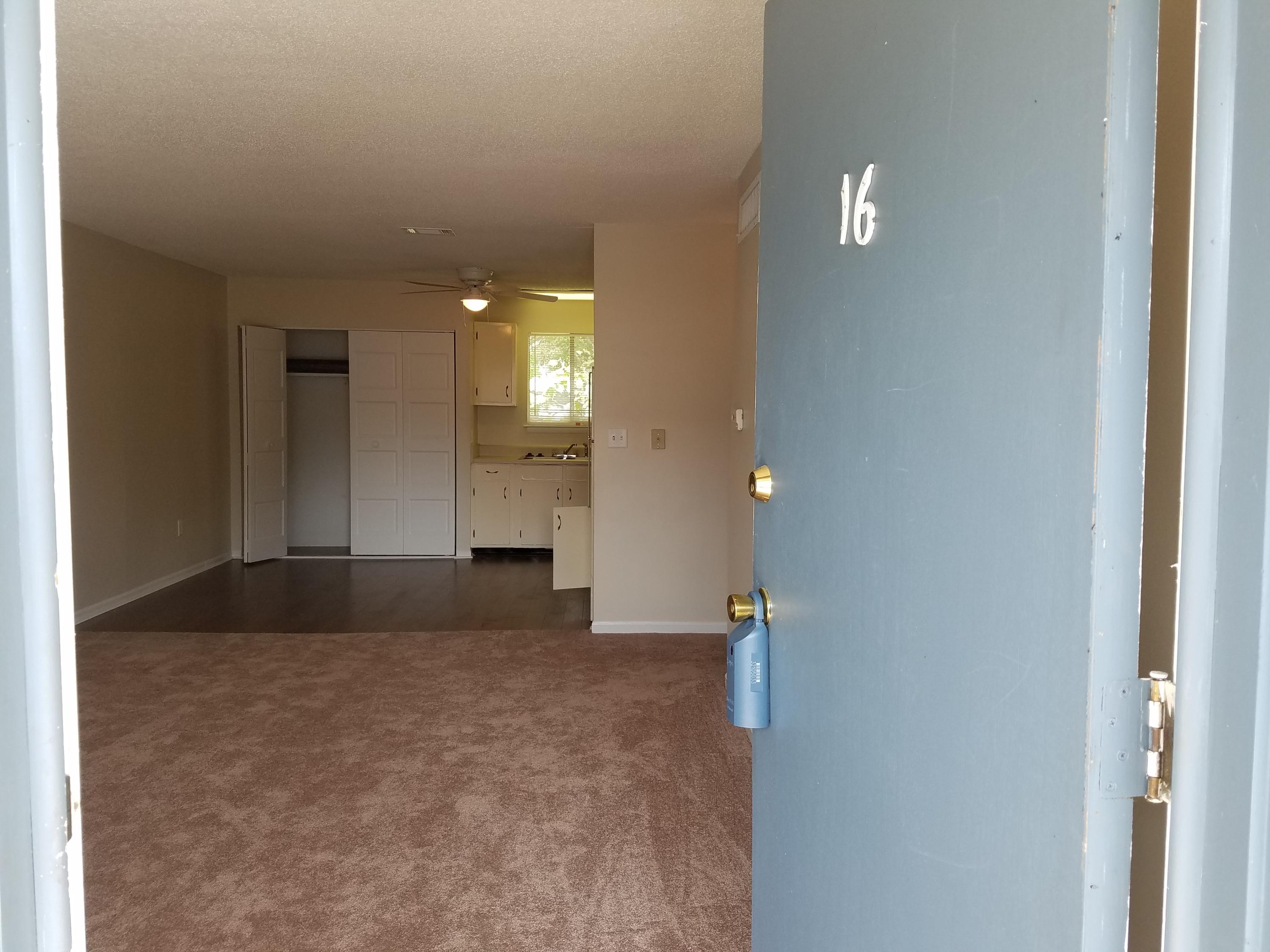 COLLEGE PARK CONDO - Residential