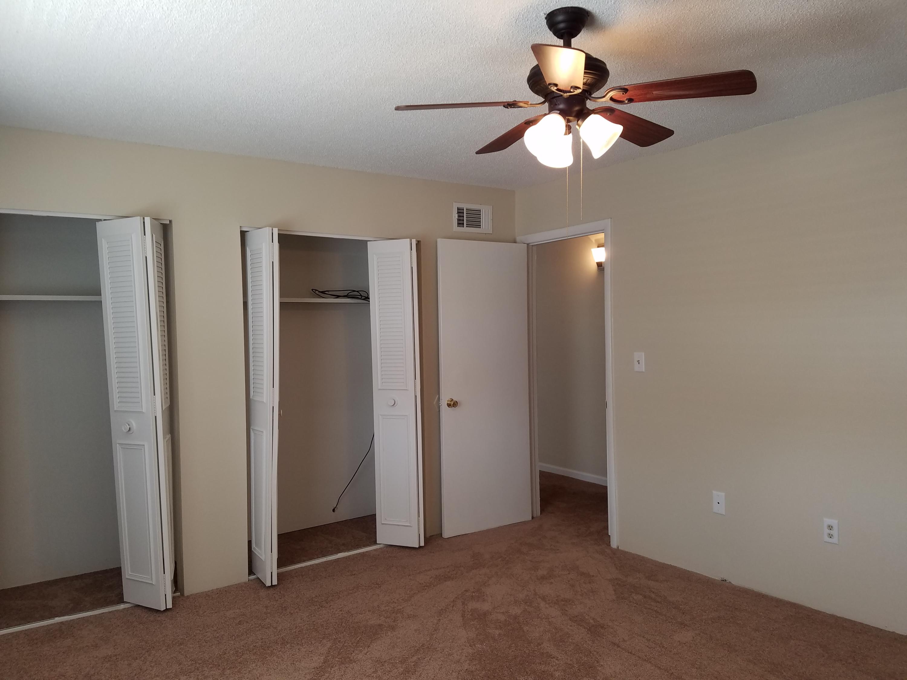 COLLEGE PARK CONDO - Residential