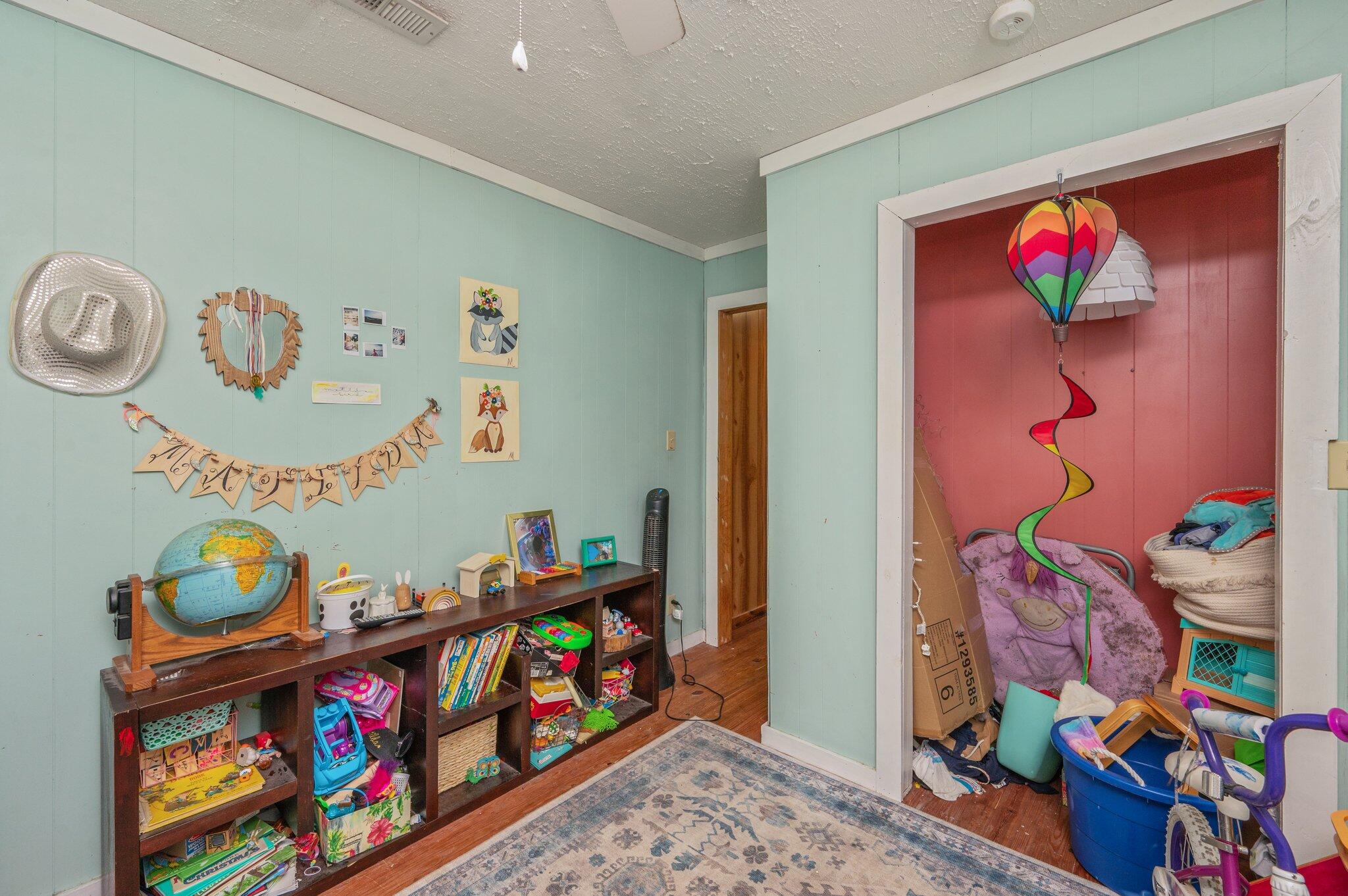 MAGNOLIA BAY - Residential