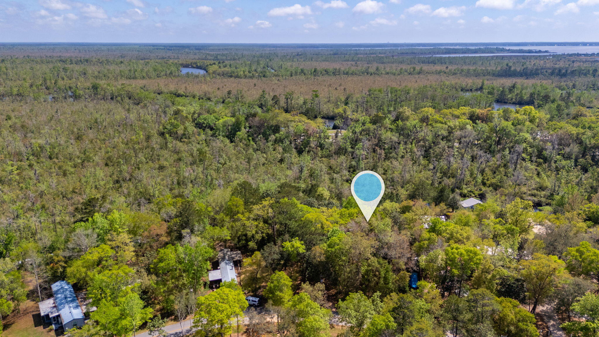 MAGNOLIA BAY - Residential