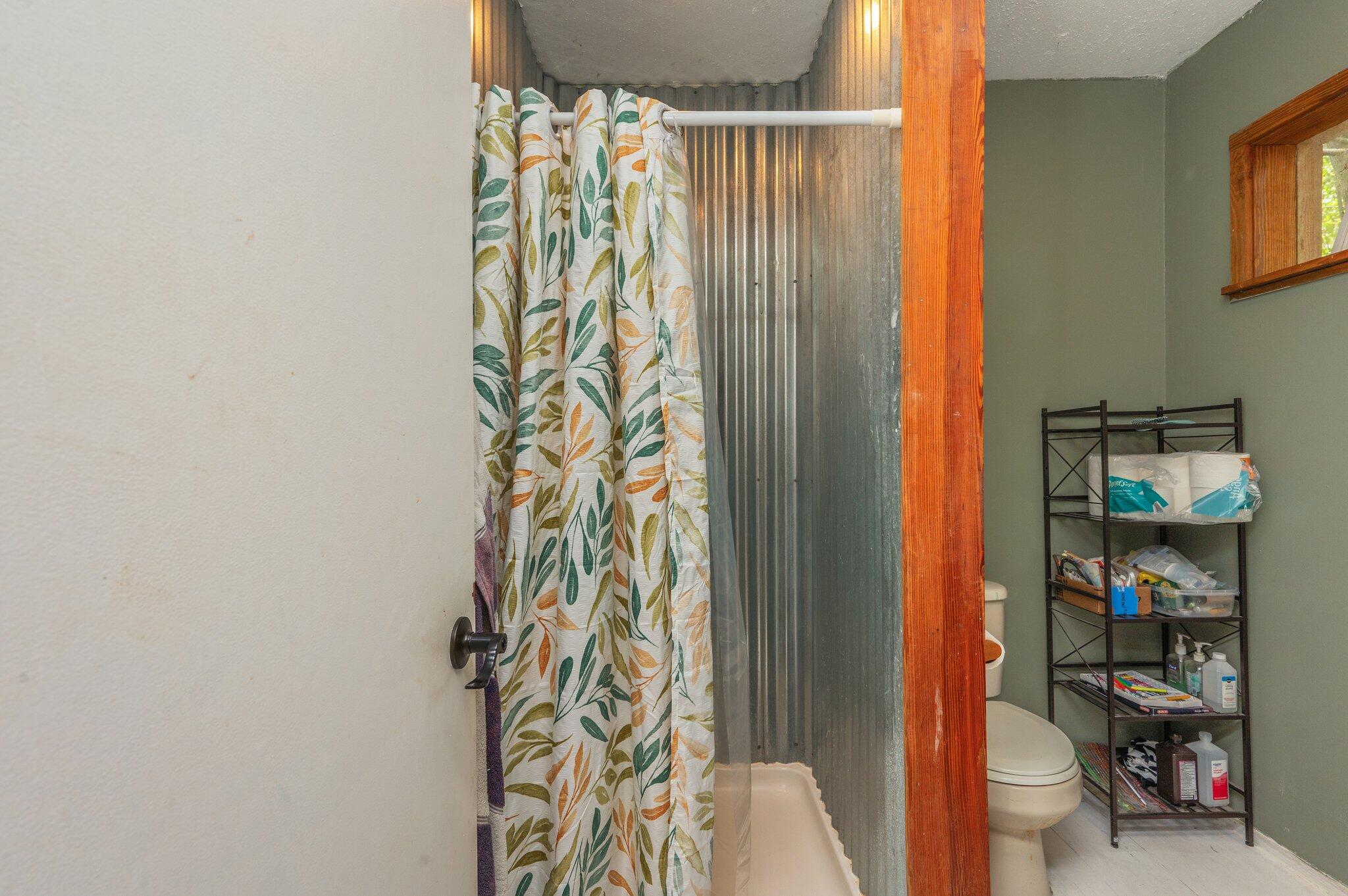 MAGNOLIA BAY - Residential