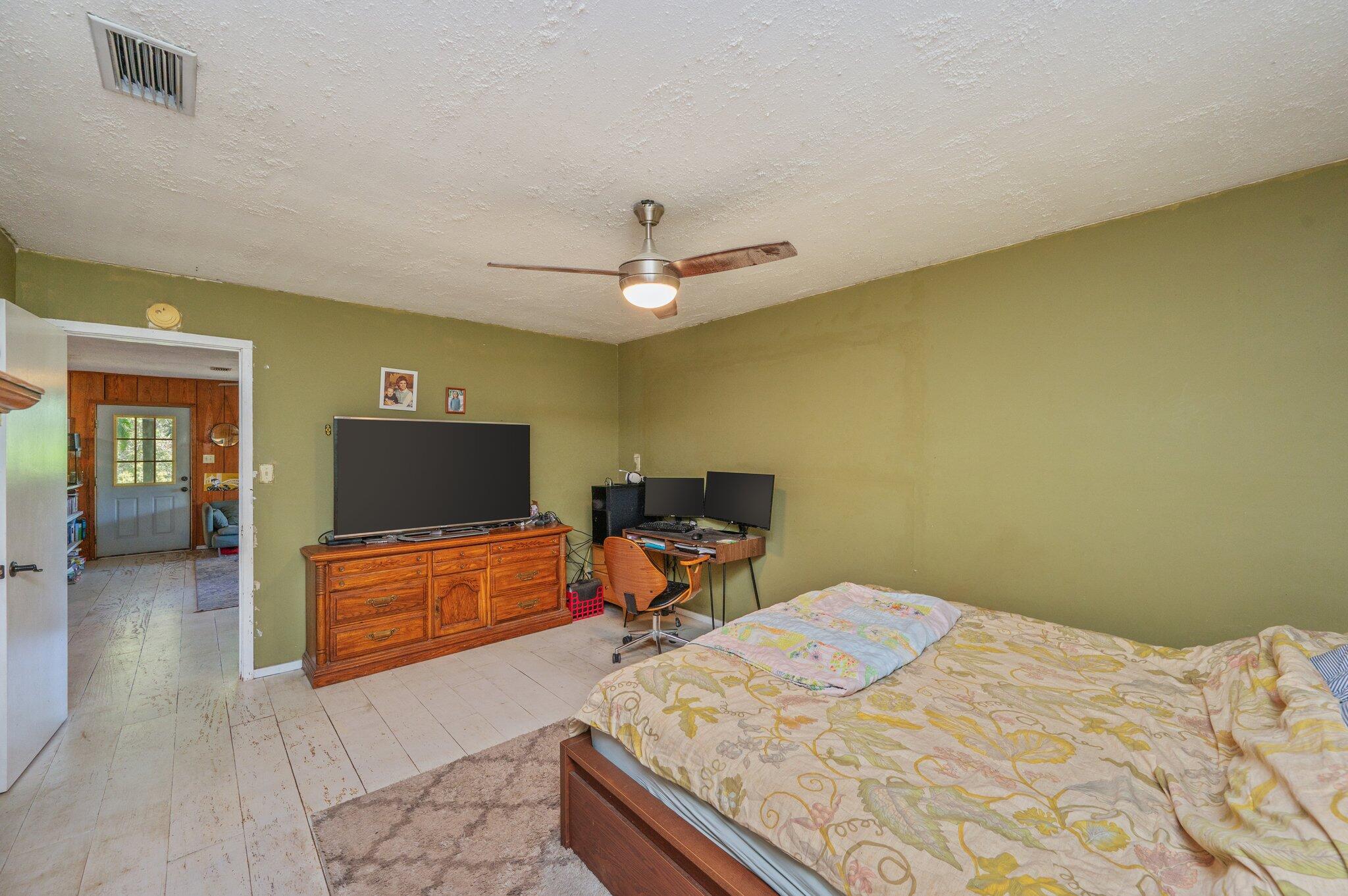 MAGNOLIA BAY - Residential