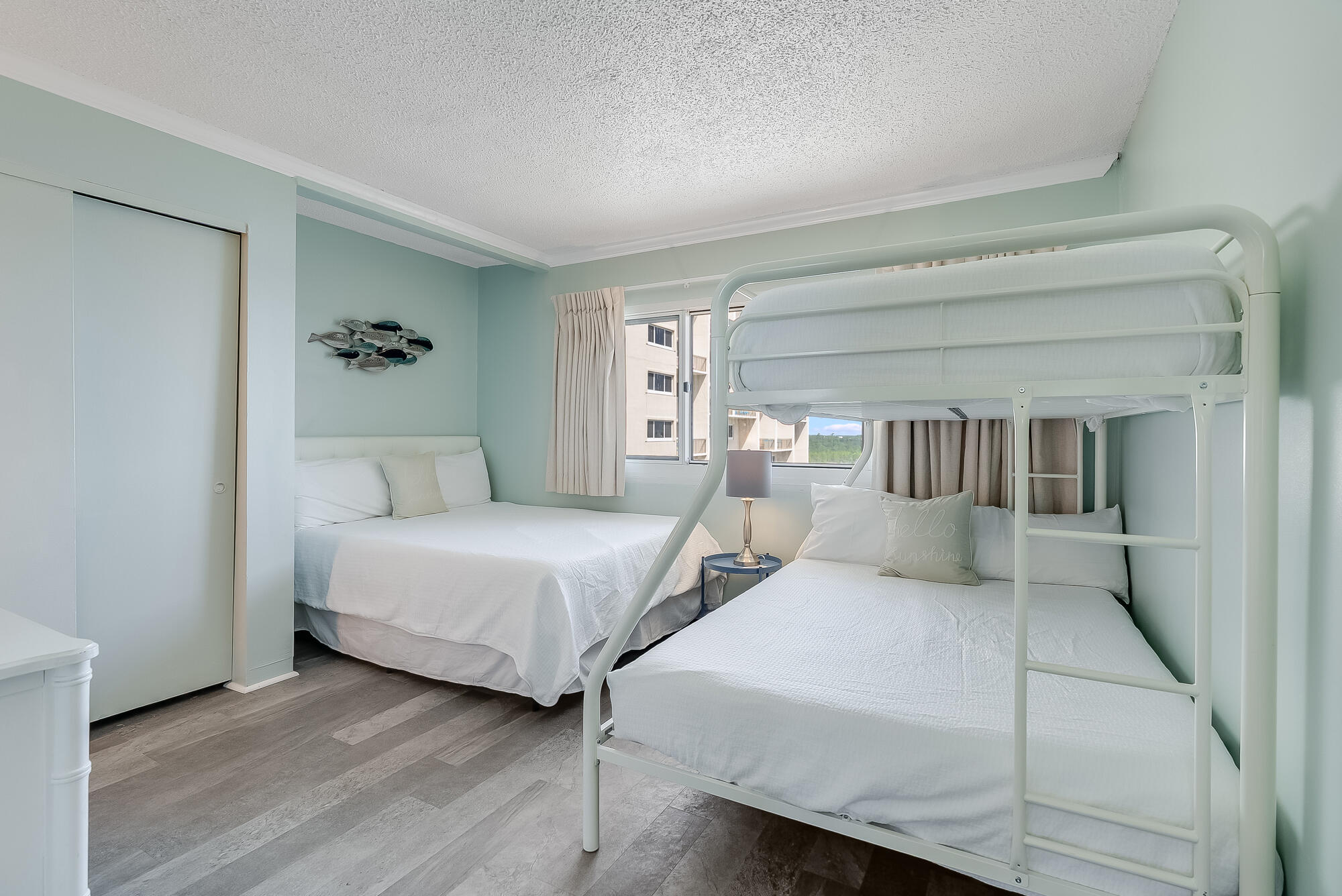 PINNACLE PORT - Residential