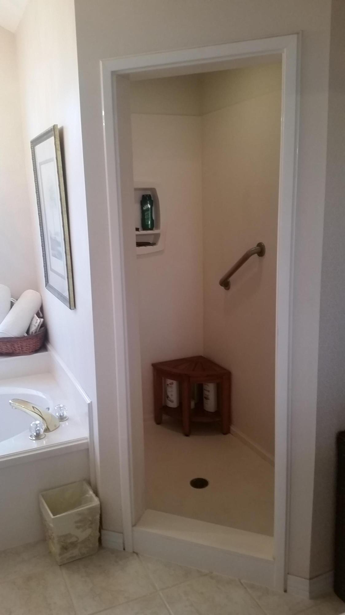 ROCKY BAYOU T/H - Residential