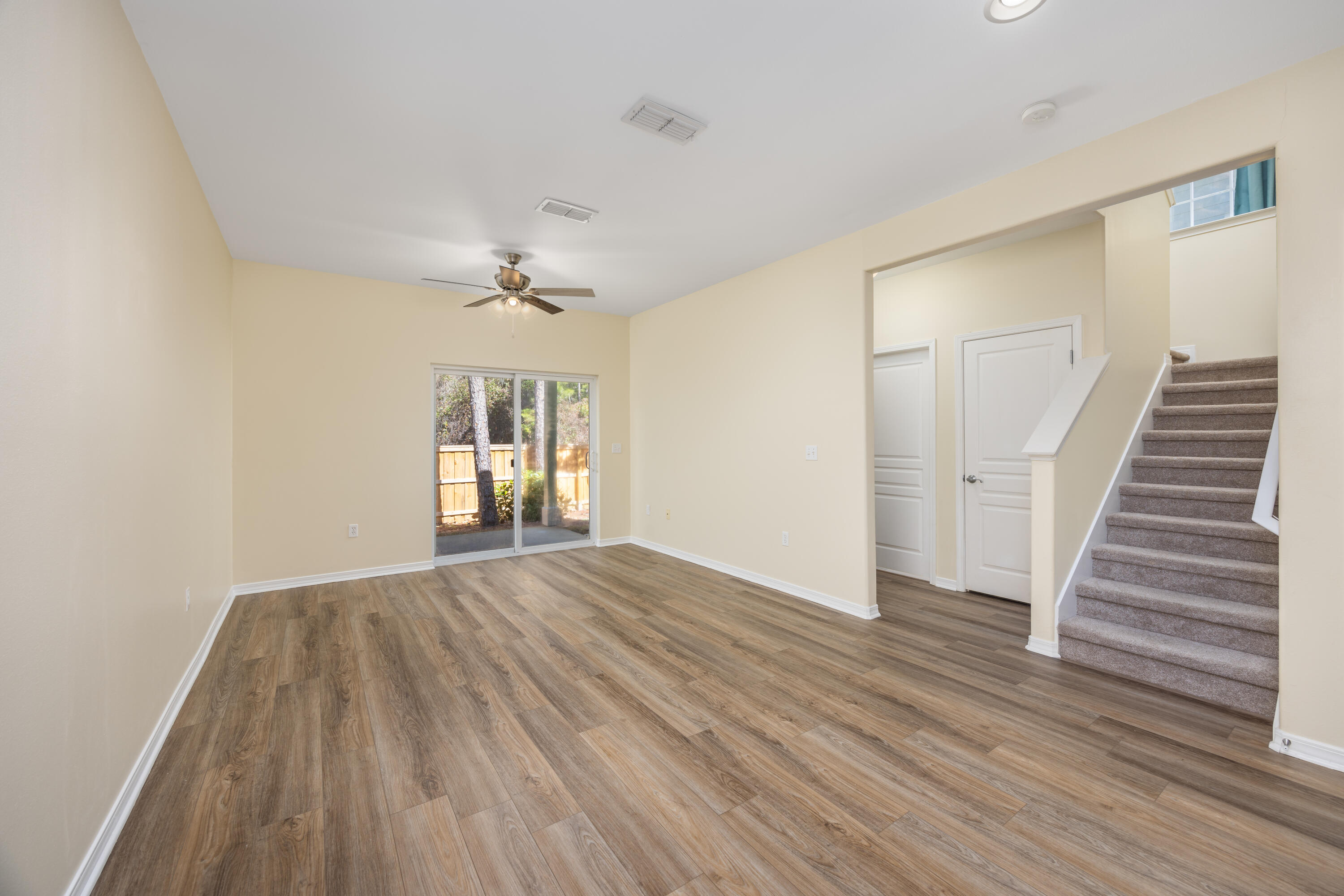 PLANTATION AT SANTA ROSA - Residential