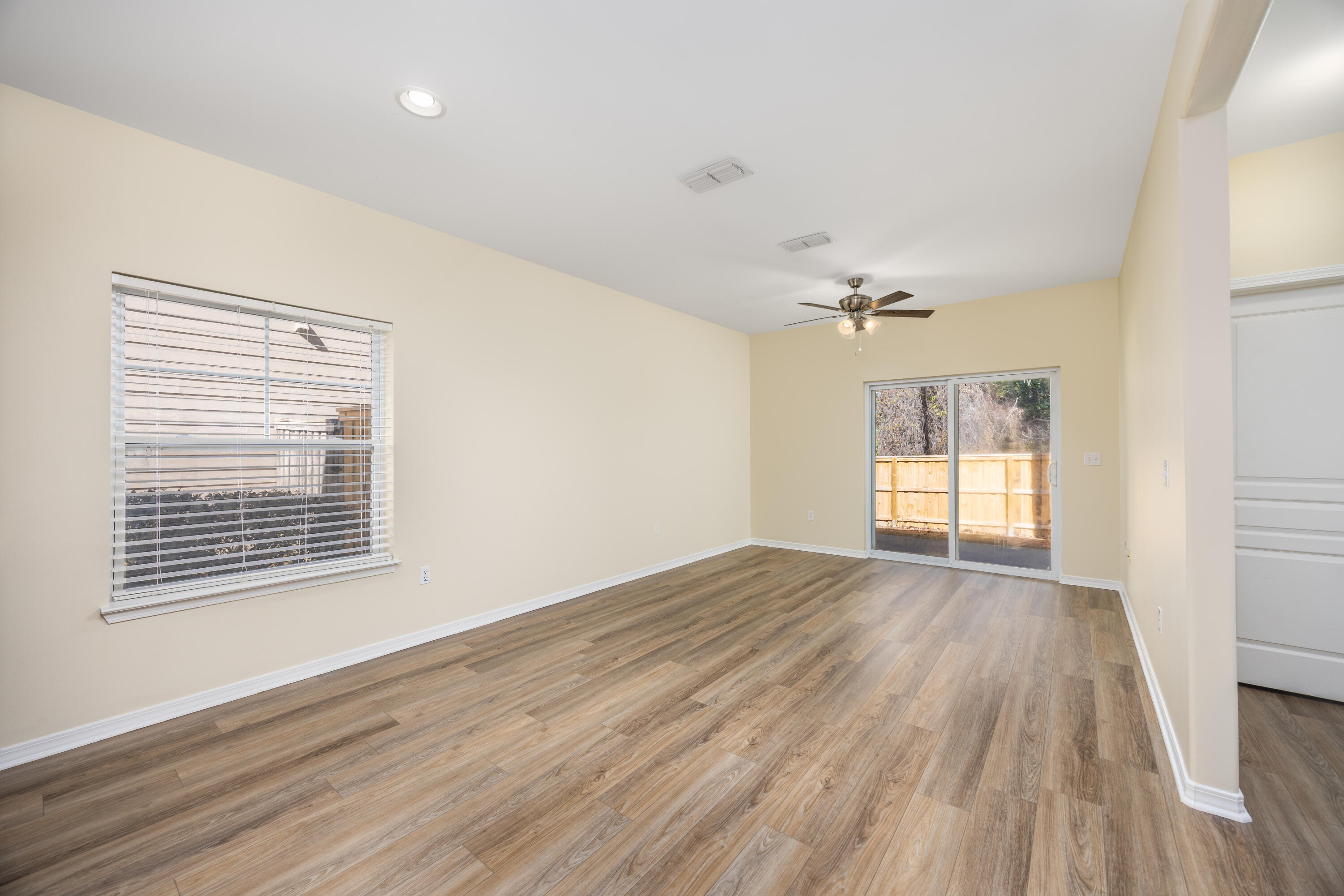 PLANTATION AT SANTA ROSA - Residential