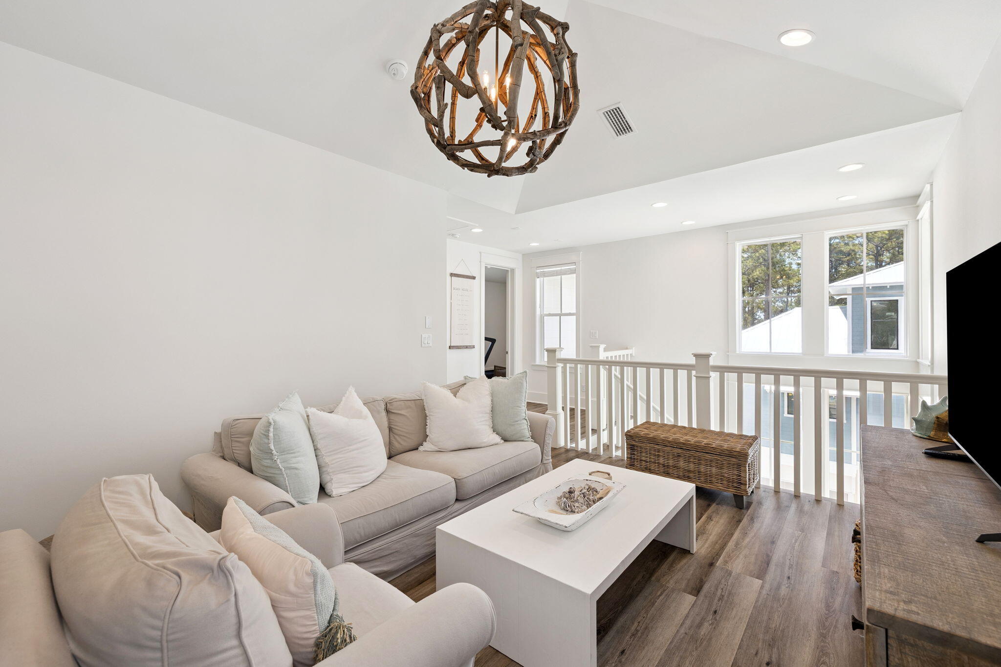 TREETOP VILLAGE - Residential