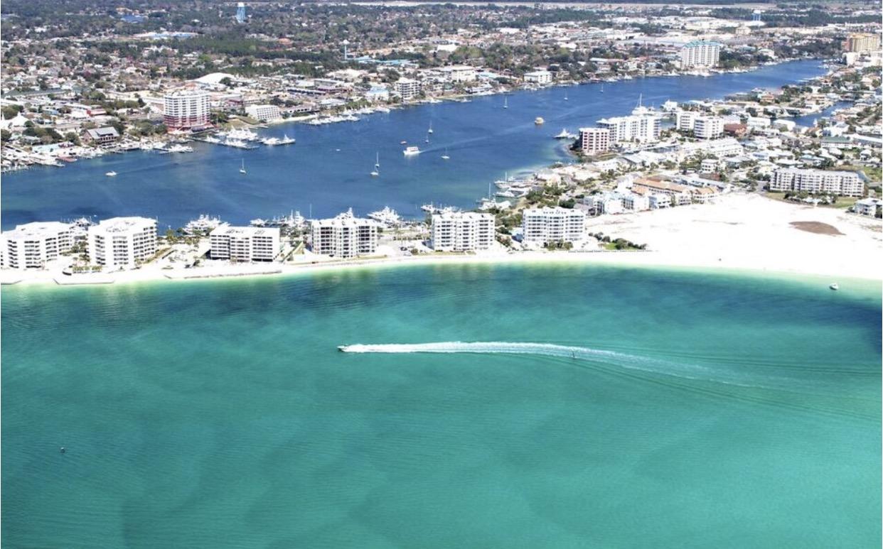 CRYSTAL BEACH - Residential