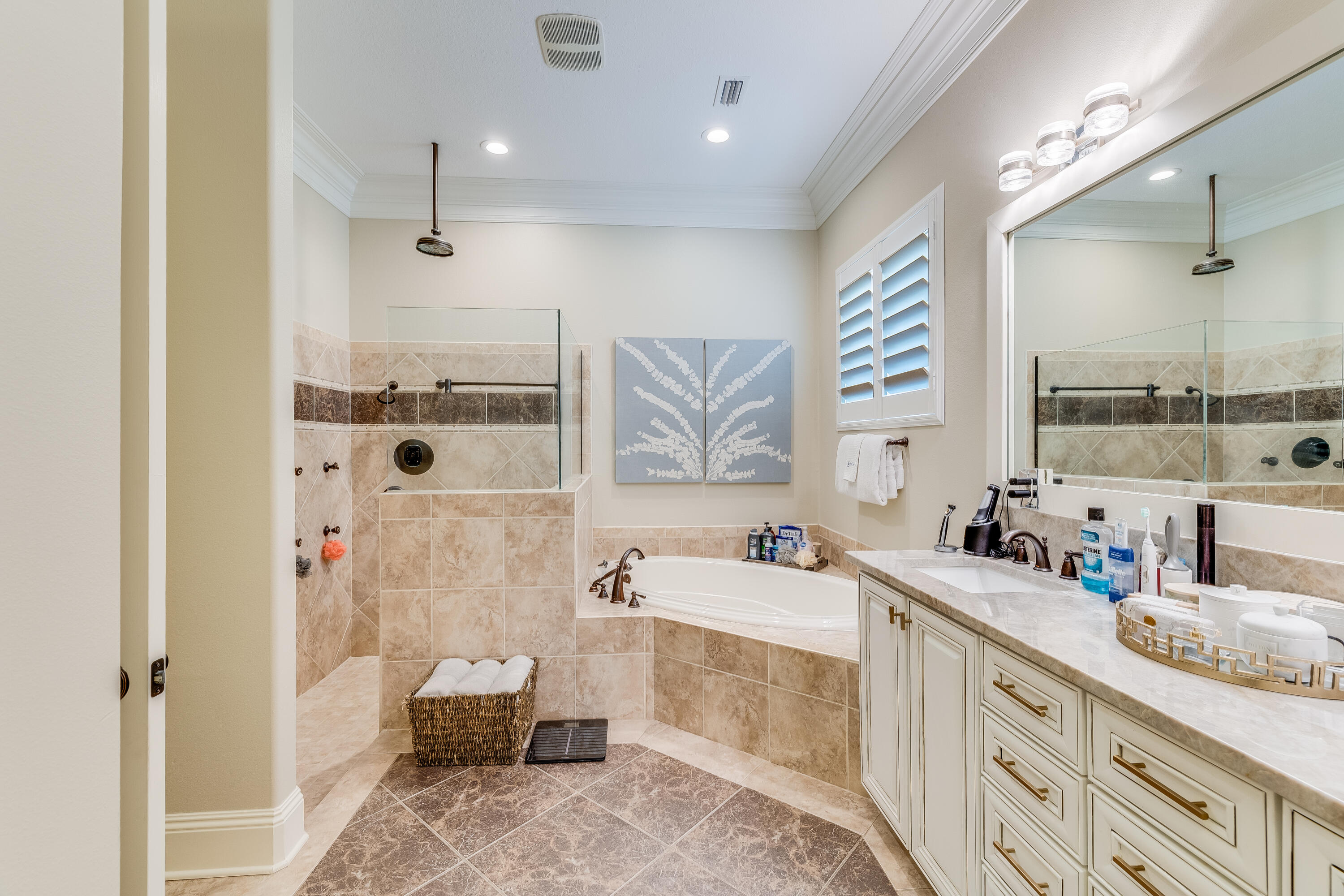 REGATTA BAY PH 1 - Residential