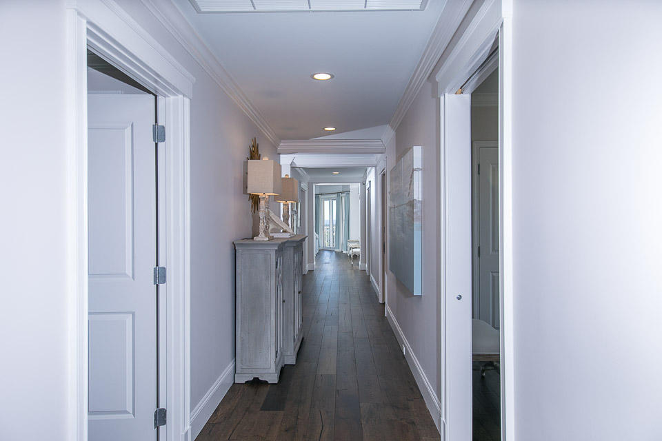 ONE WATER PLACE AT KELLY PLANTATION - Residential