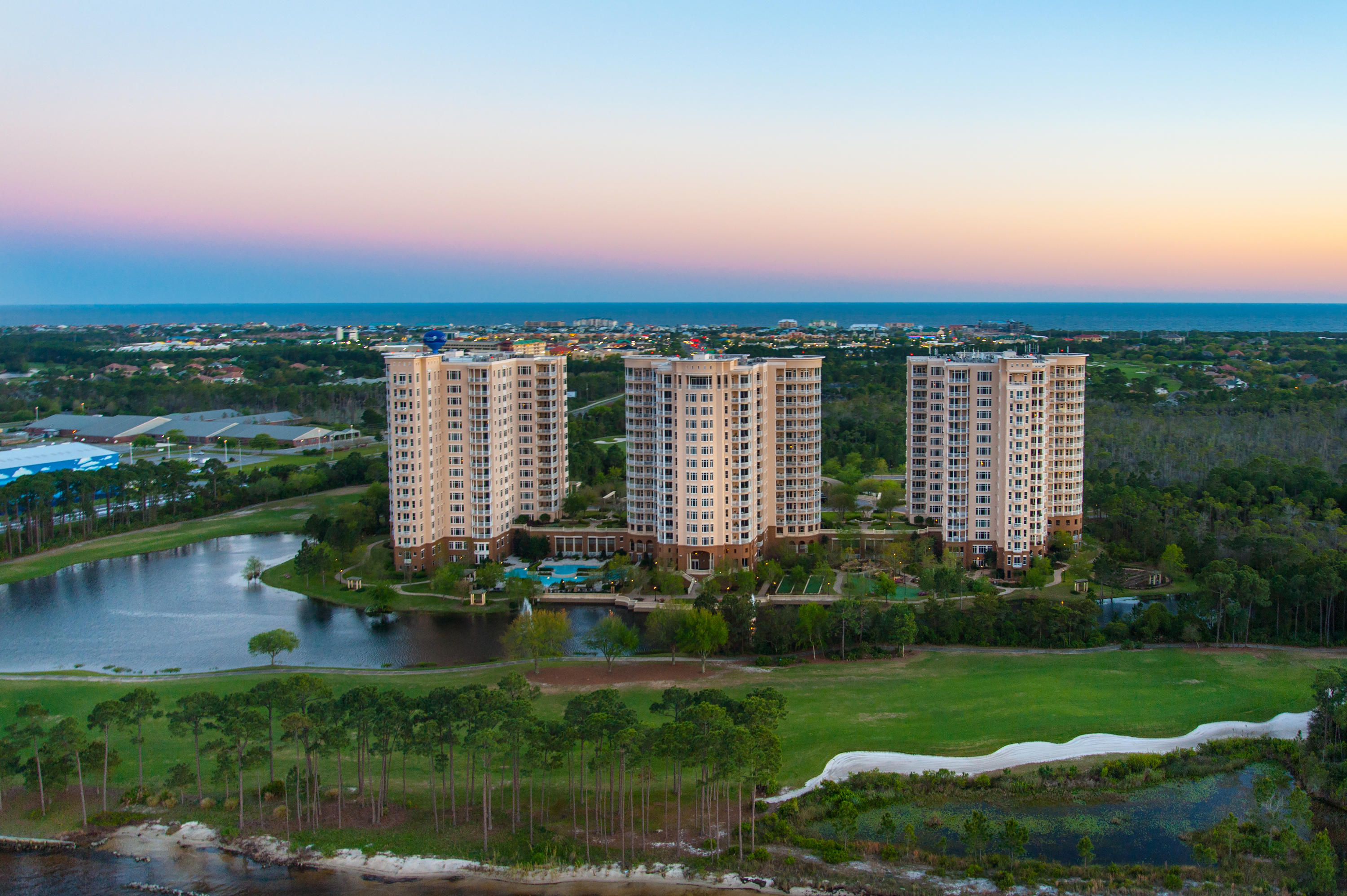 ONE WATER PLACE AT KELLY PLANTATION - Residential