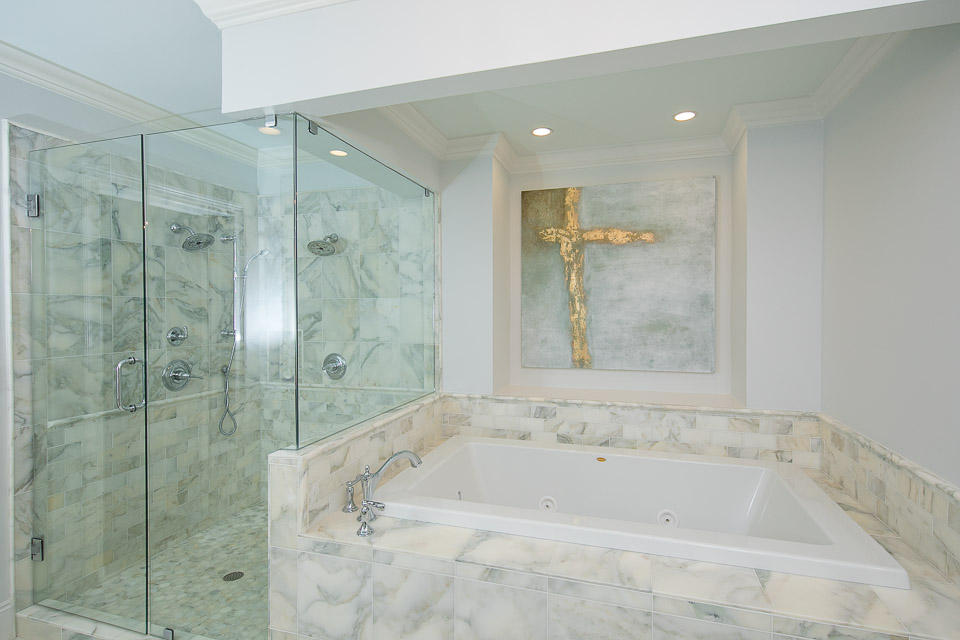 ONE WATER PLACE AT KELLY PLANTATION - Residential