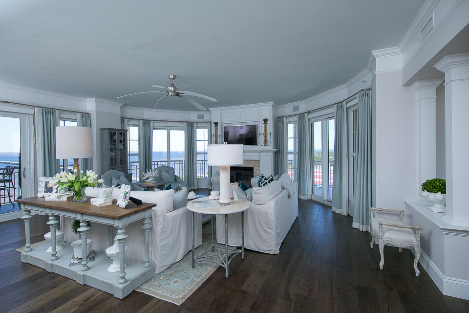 ONE WATER PLACE AT KELLY PLANTATION - Residential