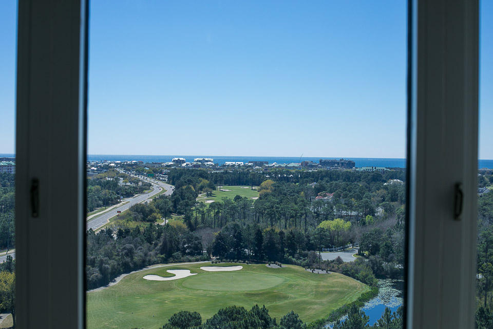 ONE WATER PLACE AT KELLY PLANTATION - Residential