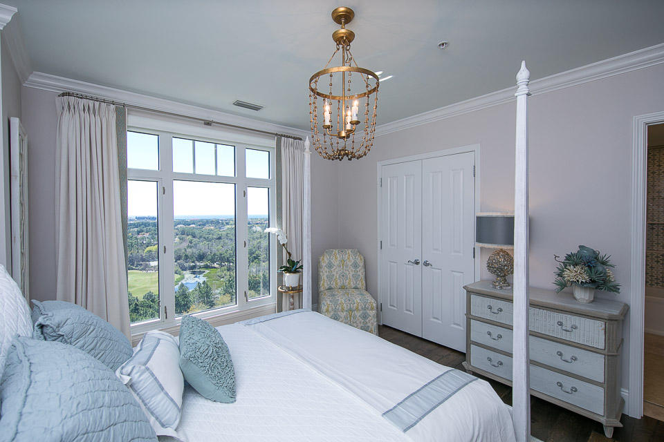 ONE WATER PLACE AT KELLY PLANTATION - Residential